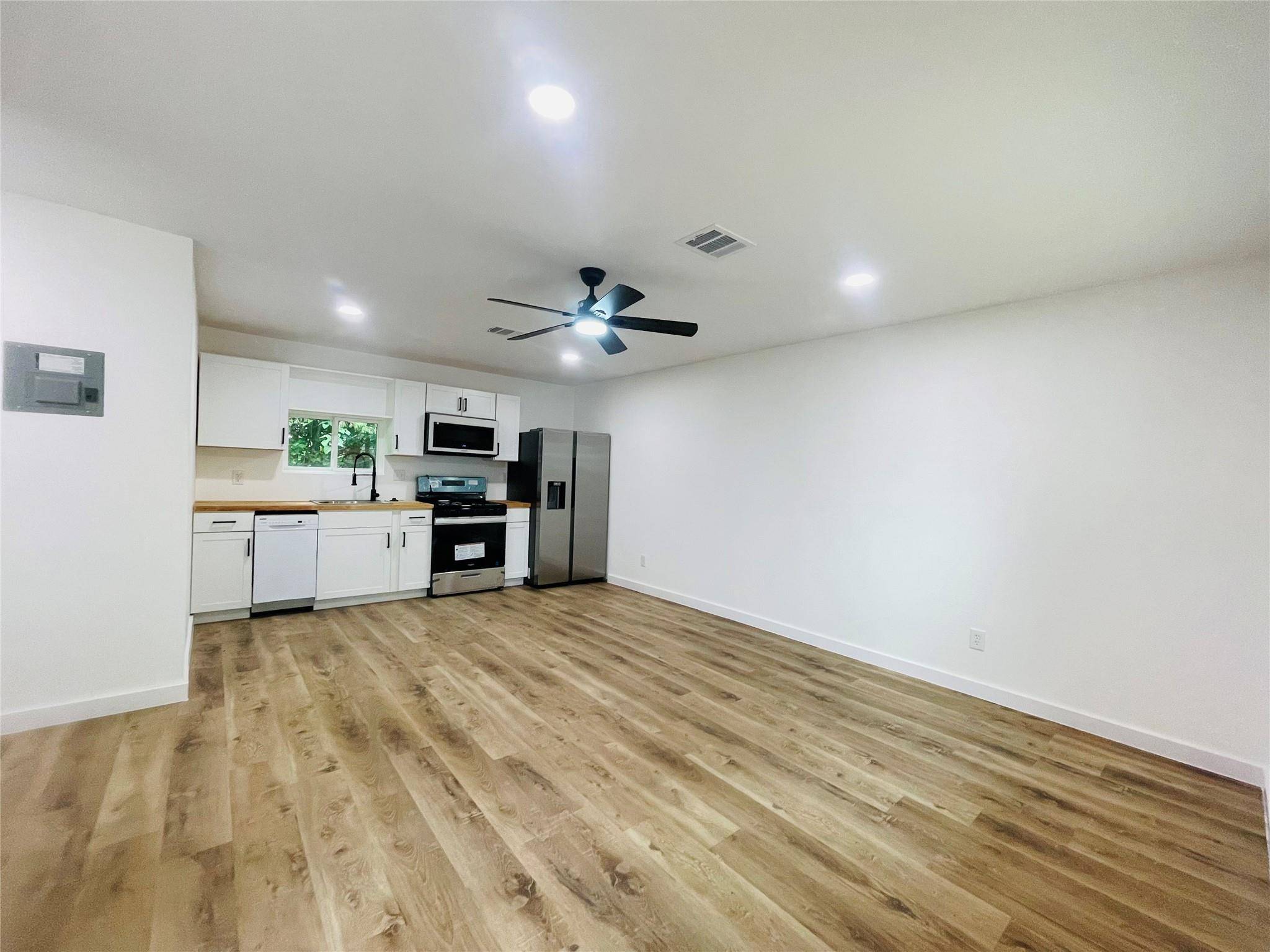 Austin, TX 78752,7107 Guadalupe ST #A