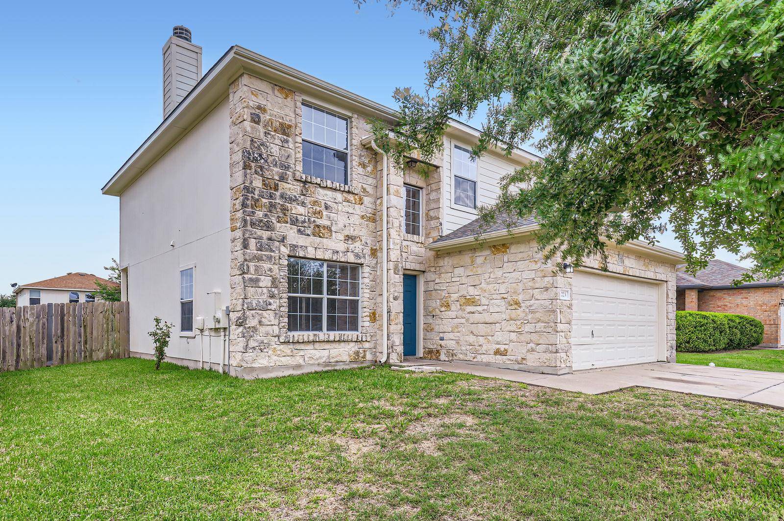 Hutto, TX 78634,223 Flinn ST