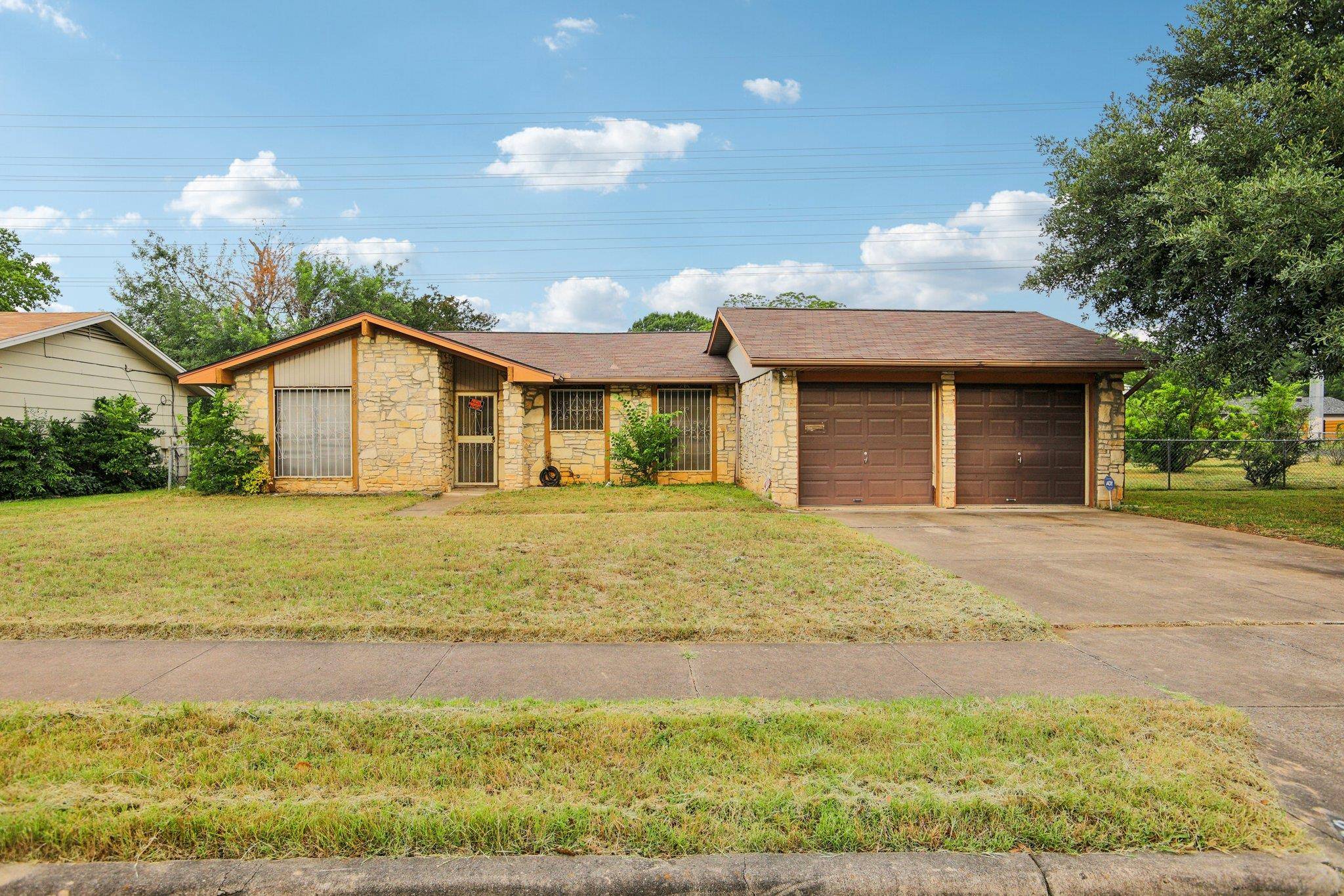 Austin, TX 78745,5400 Salem Hill DR