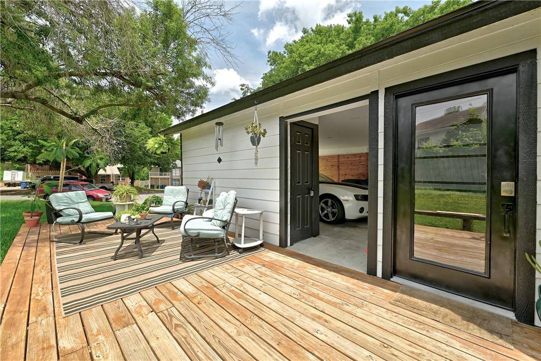 Austin, TX 78741,2705 Mulford CV #B