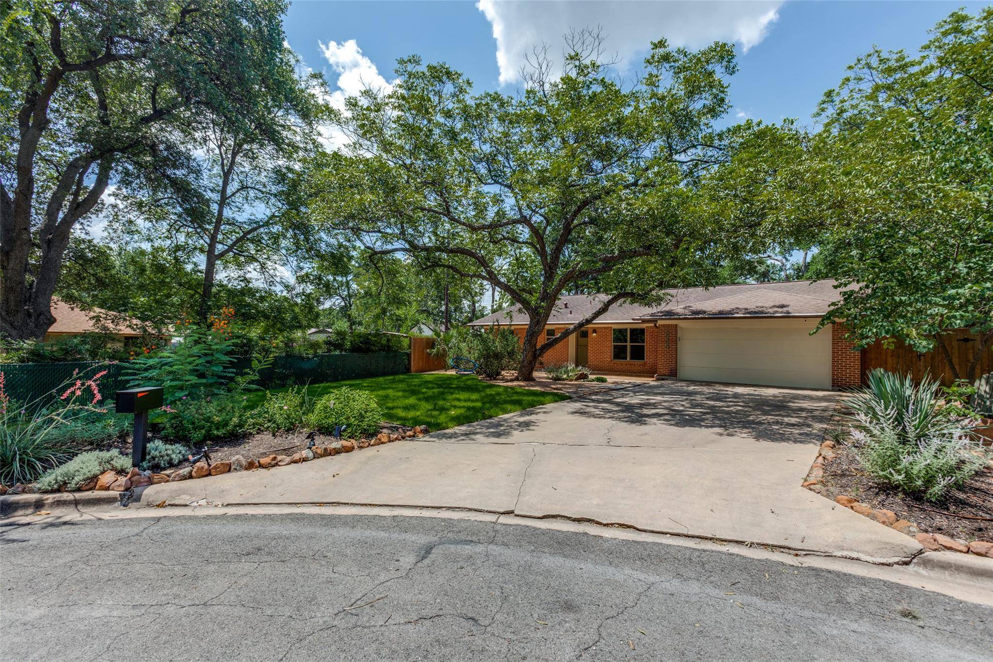 Austin, TX 78745,1903 Boxwood CT