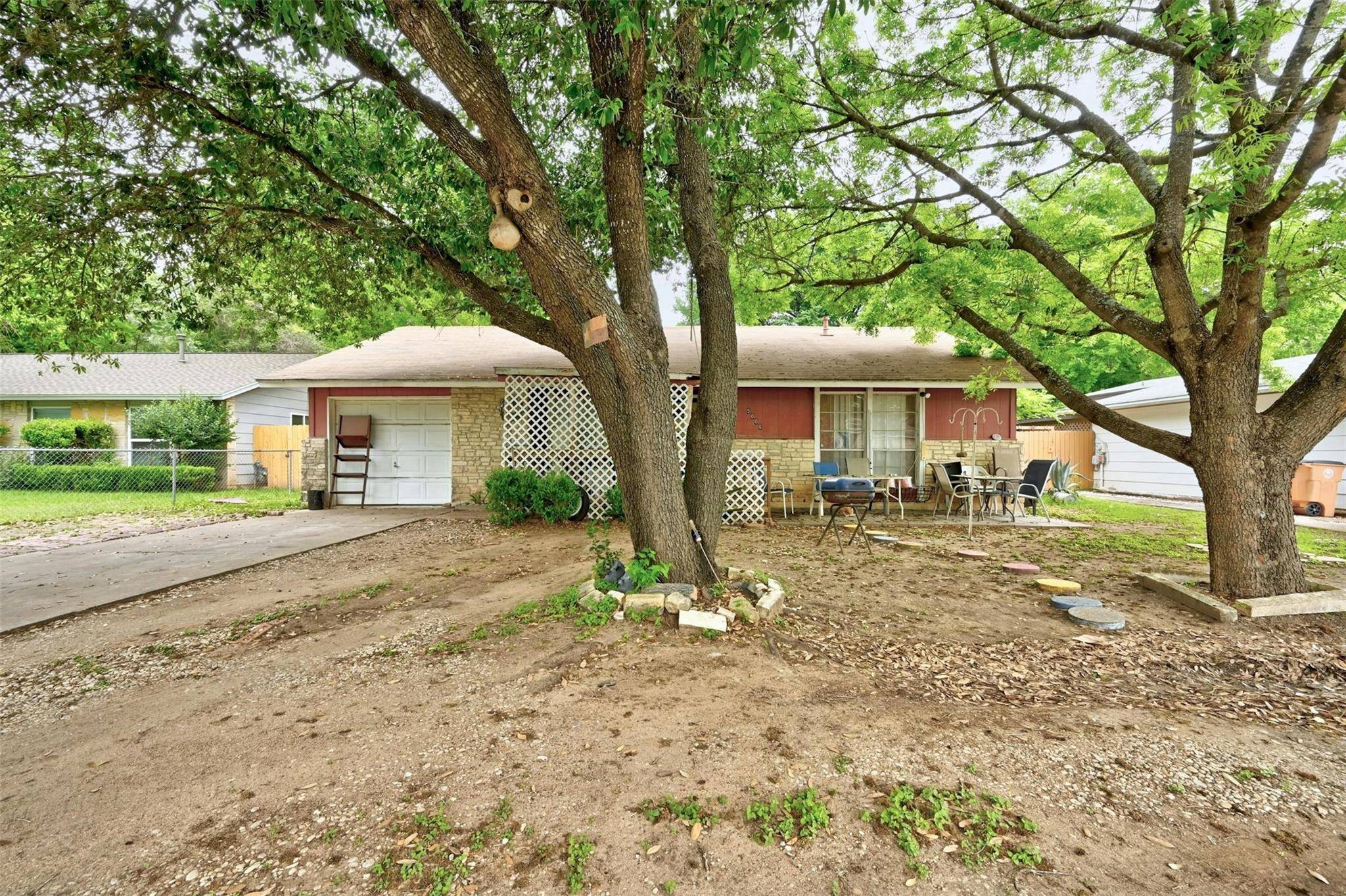 Austin, TX 78744,5006 Creek Bend DR