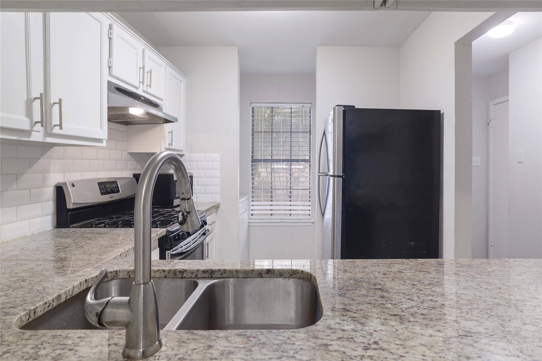 Austin, TX 78753,11404 Walnut Ridge DR #4