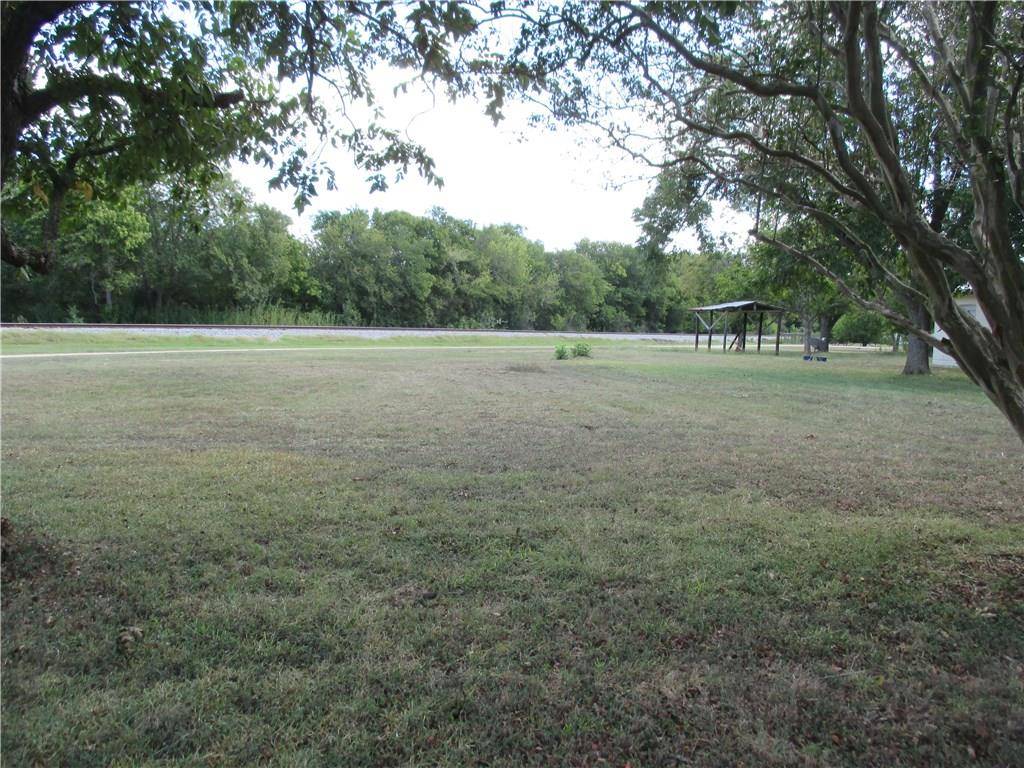 Elgin, TX 78621,213 E 8th ST