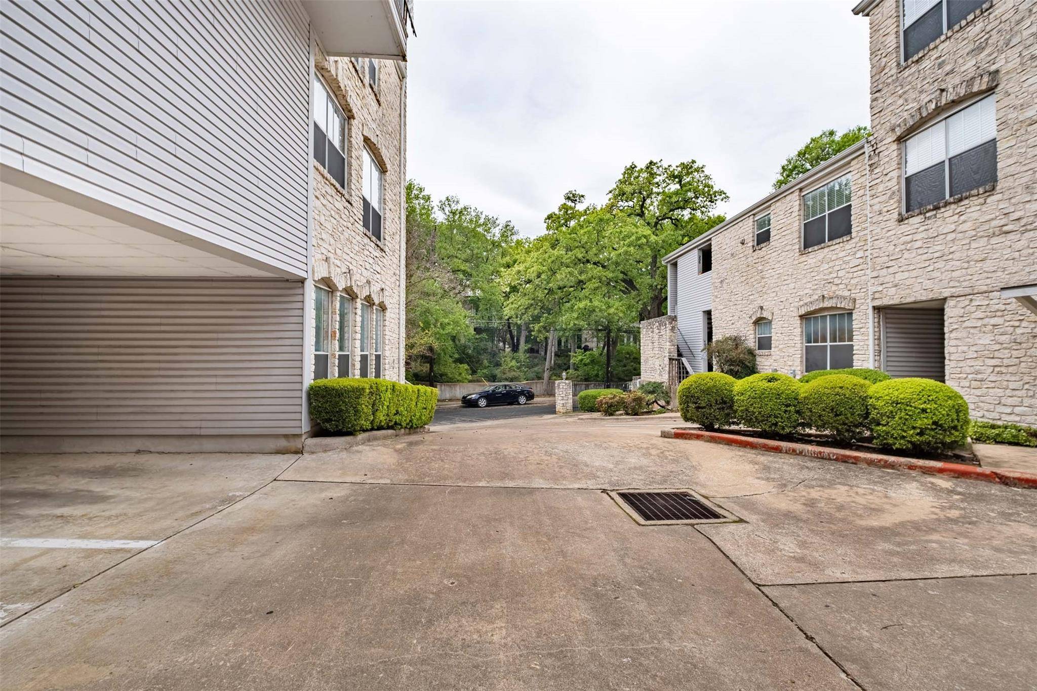 Austin, TX 78703,2520 Quarry RD #102