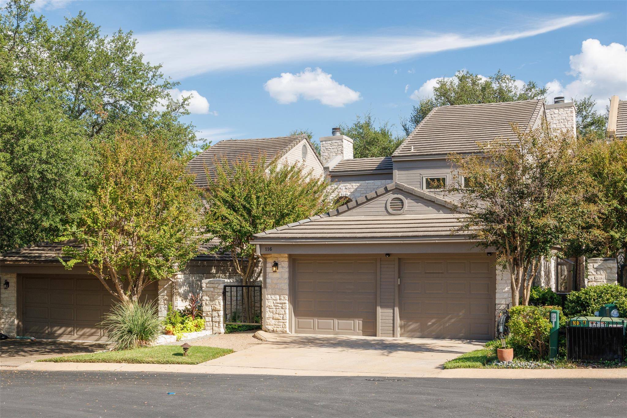 The Hills, TX 78738,116 W Eagle DR