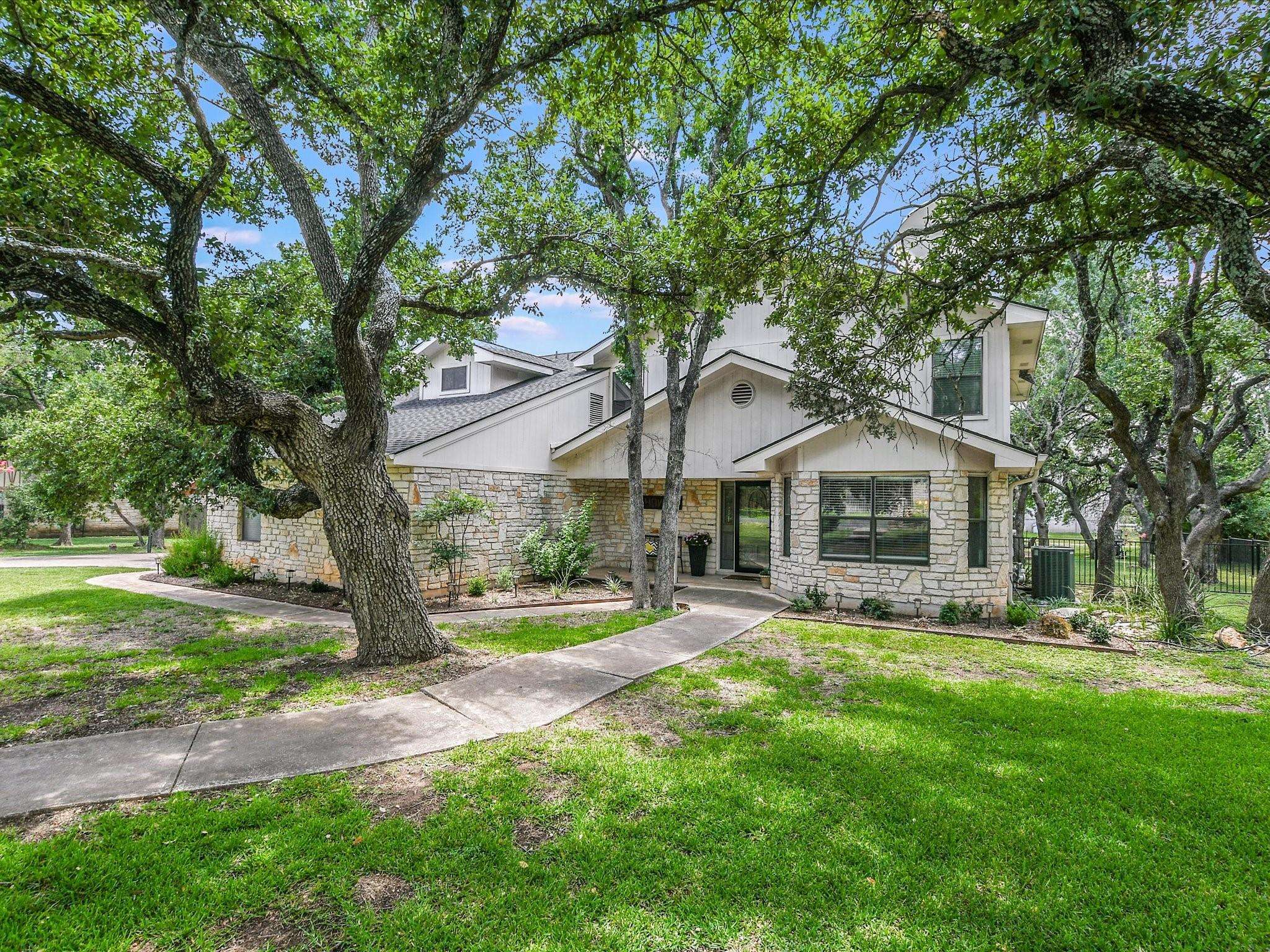 Round Rock, TX 78681,3102 Live Oak ST