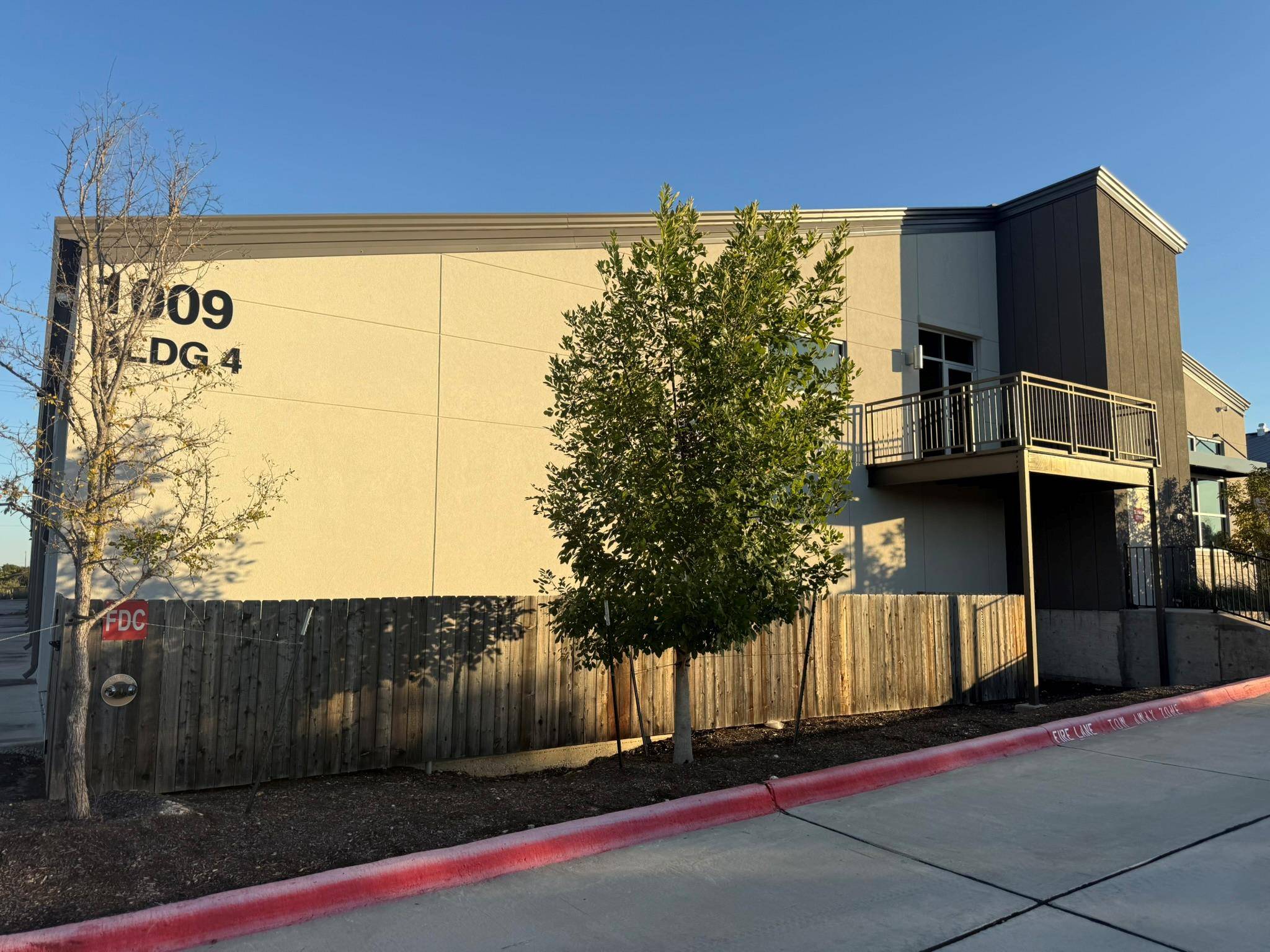 Lakeway, TX 78734,1009 Rm-620 RD #417