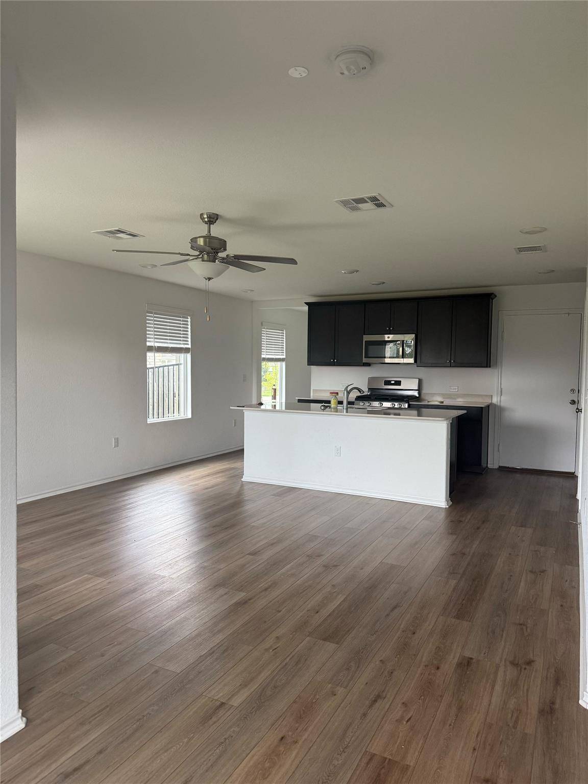 Del Valle, TX 78617,7316 Sparkling Light DR #B