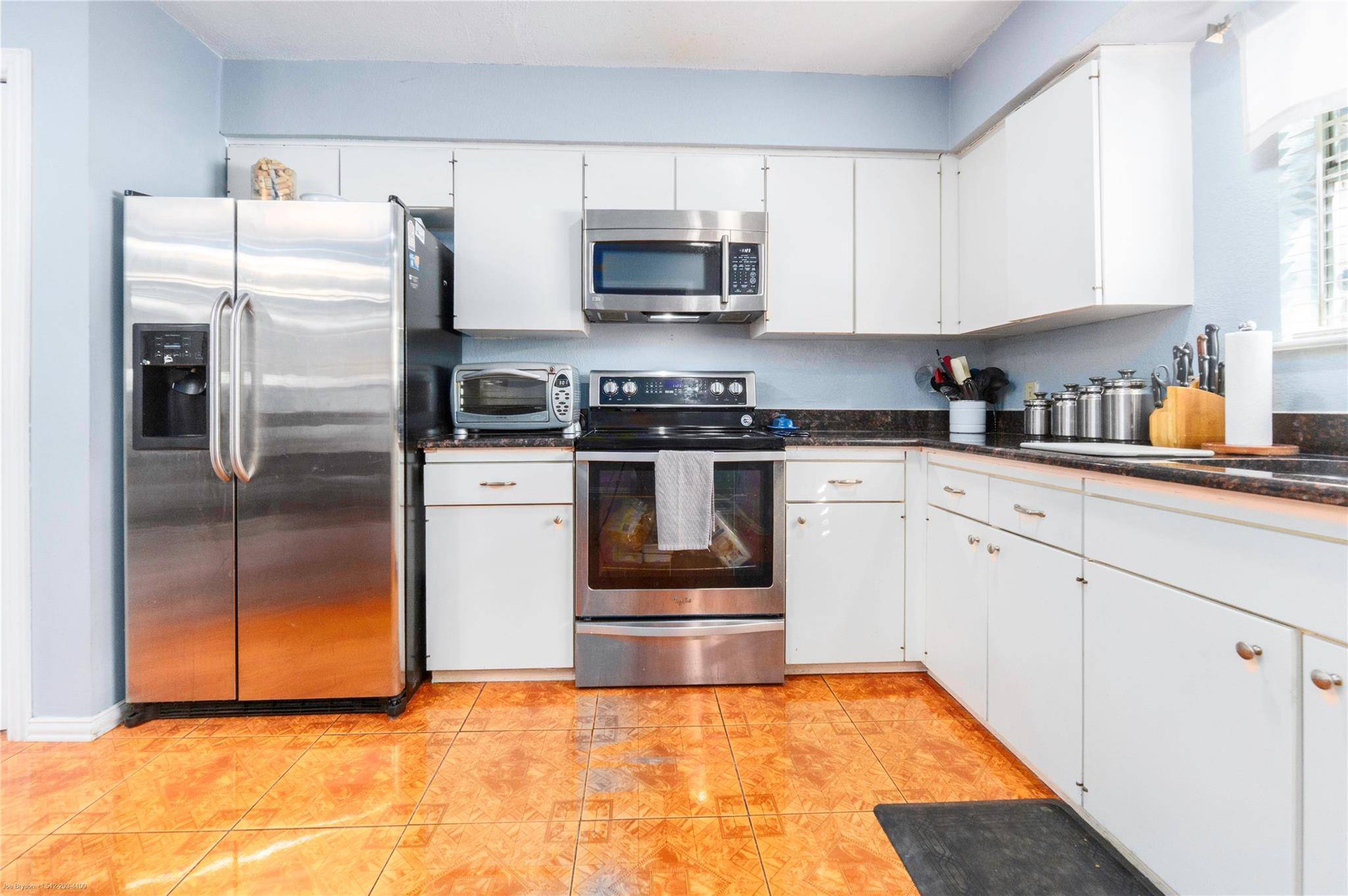 Austin, TX 78752,1833 Coronado Hills DR