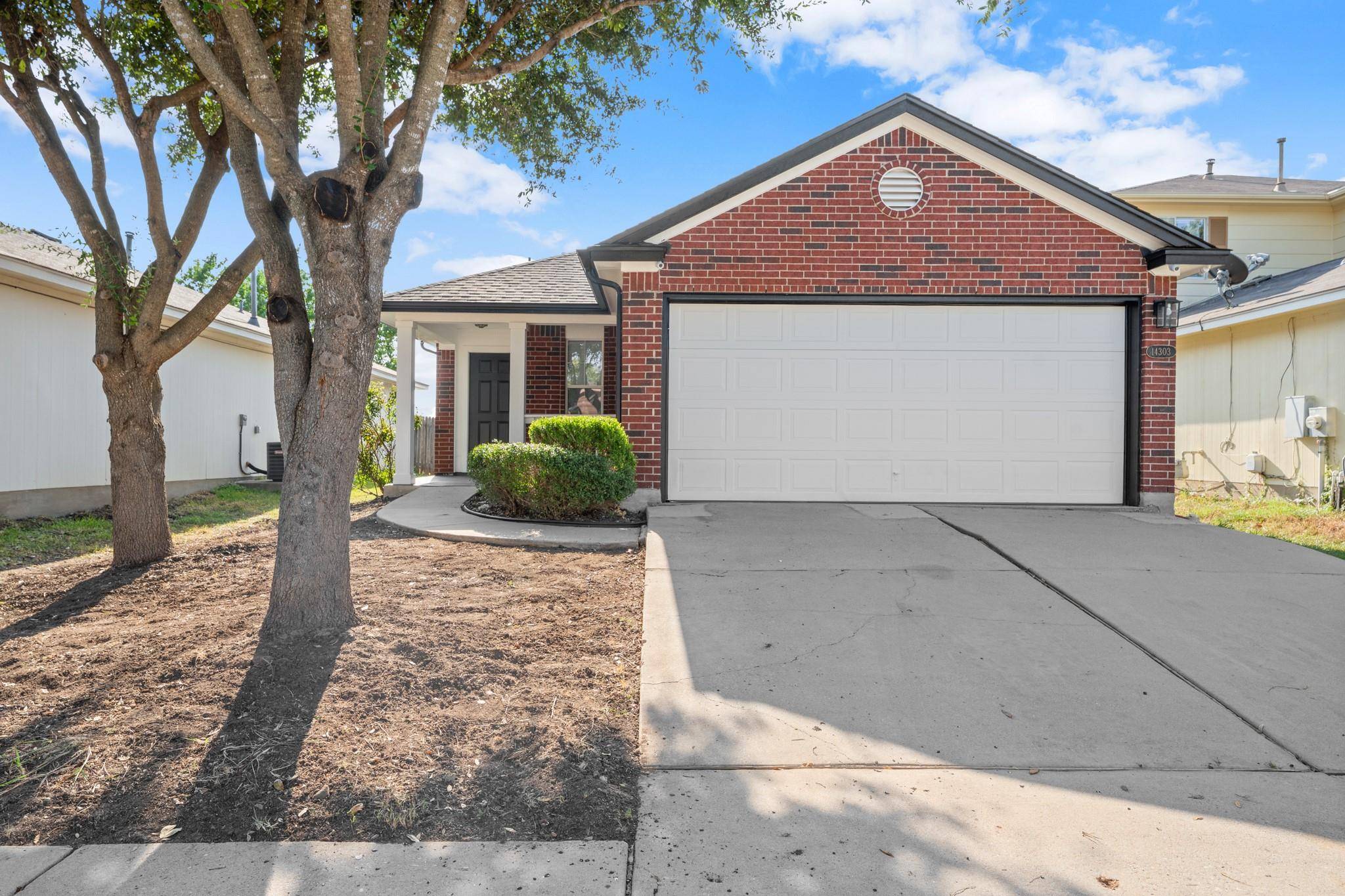 Manor, TX 78653,14303 Cummins WAY