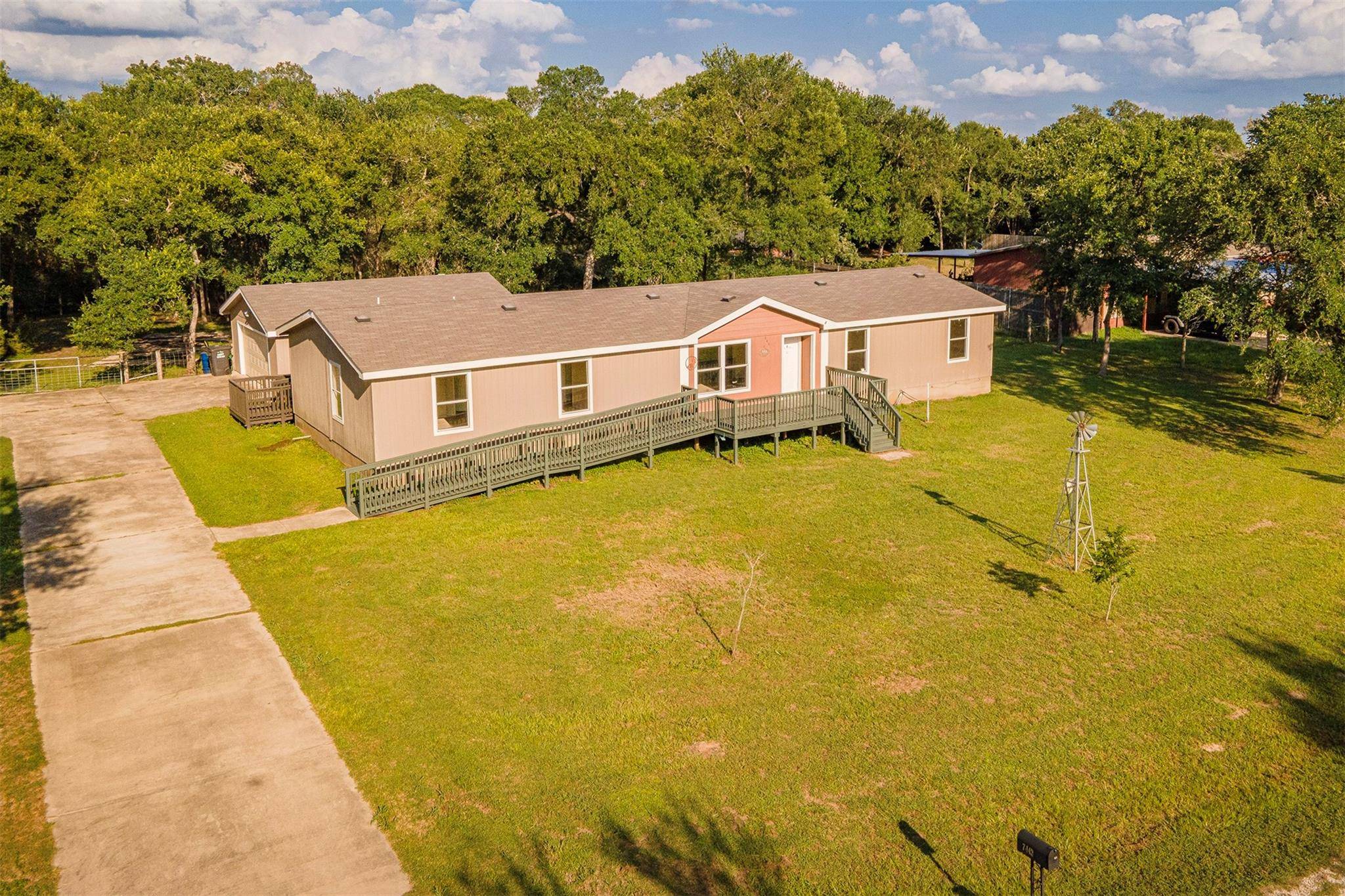 Bastrop, TX 78602,145 Smith RD