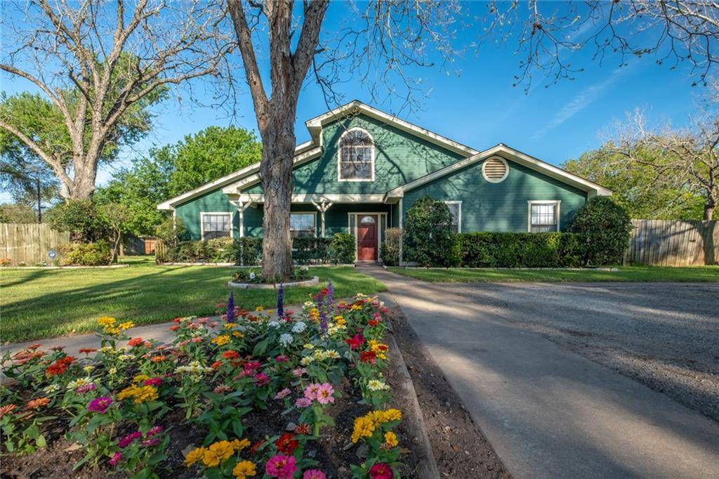 Smithville, TX 78957,405 Byrne ST