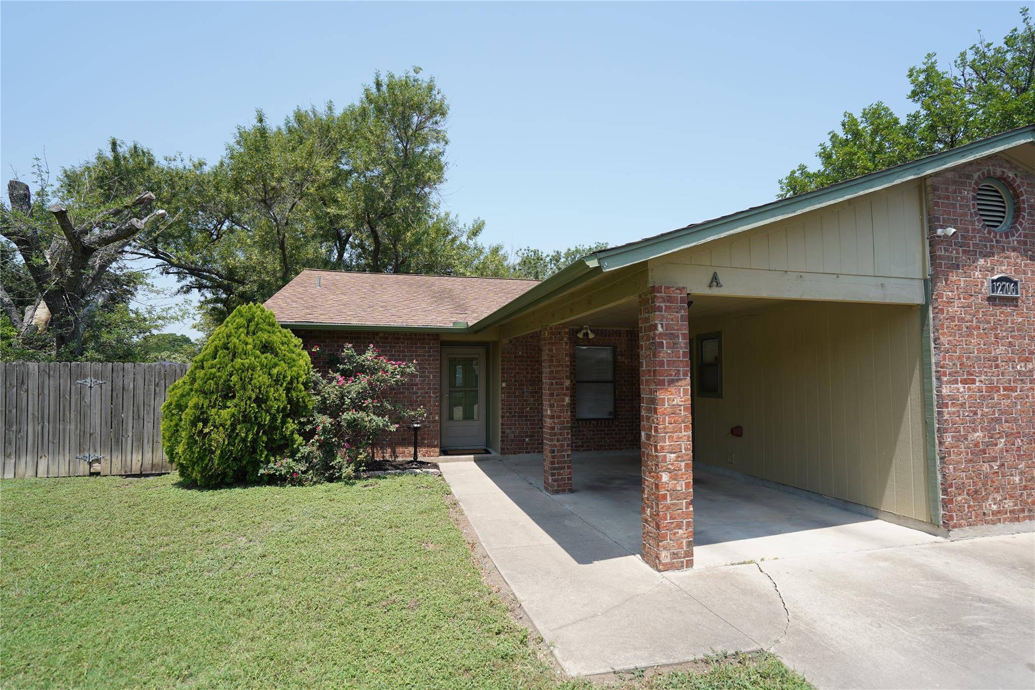 Manchaca, TX 78652,12706 Old San Antonio RD #A