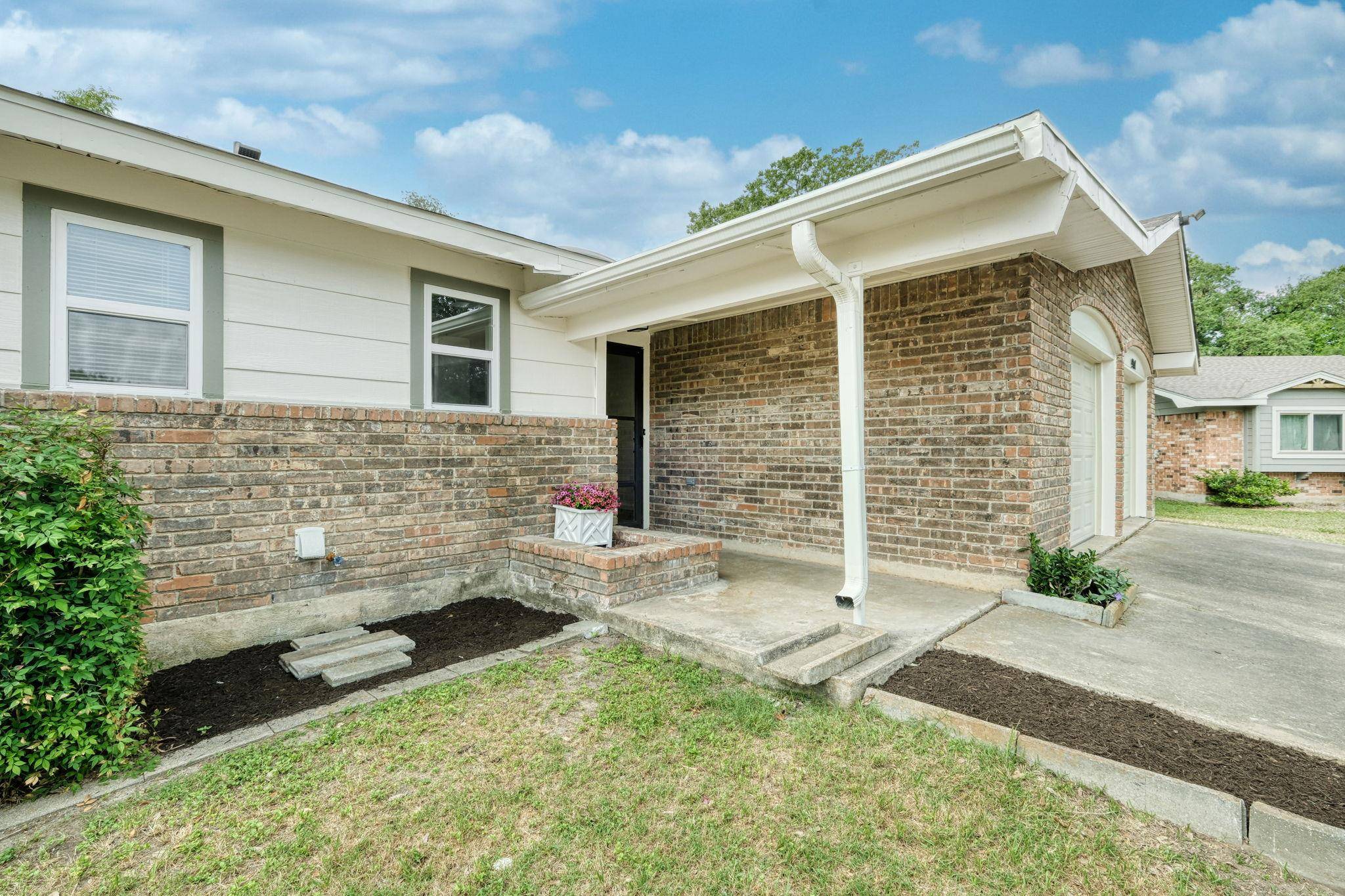 Austin, TX 78758,9001 Lodge CT