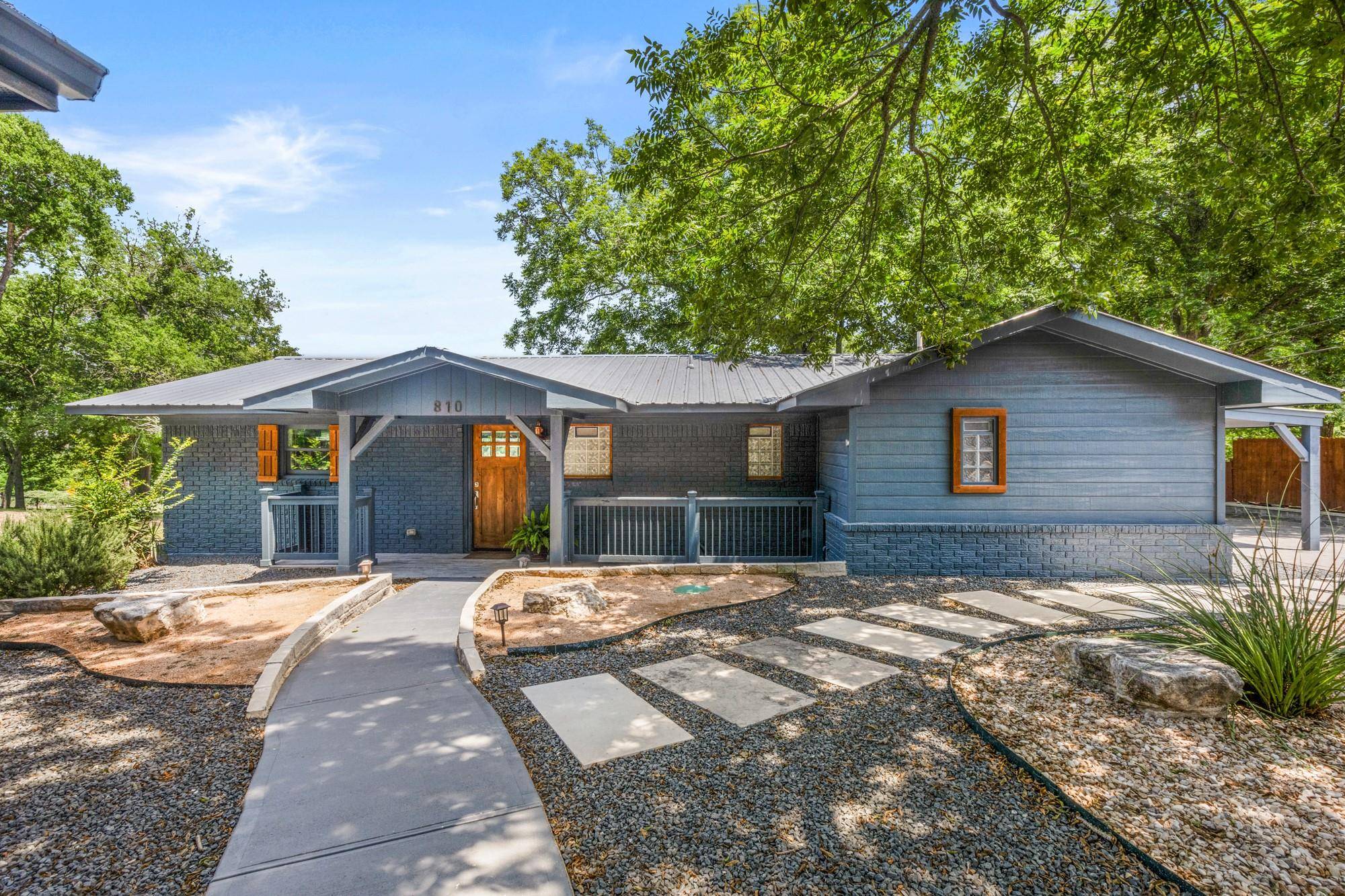 Wimberley, TX 78676,810 River RD