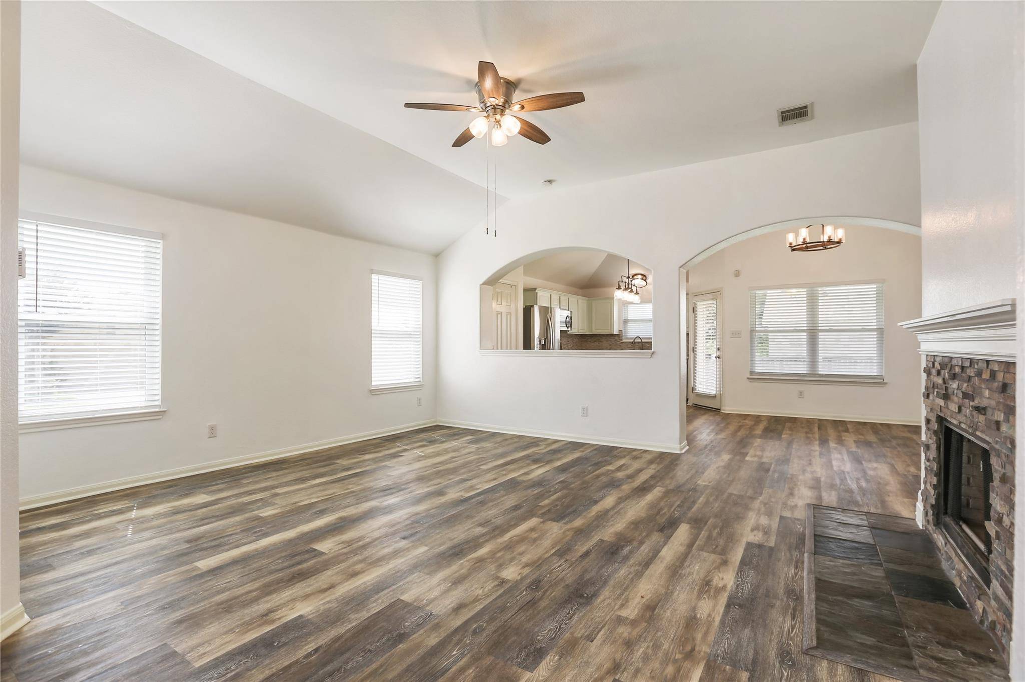 Round Rock, TX 78665,335 Hidden Brook LN