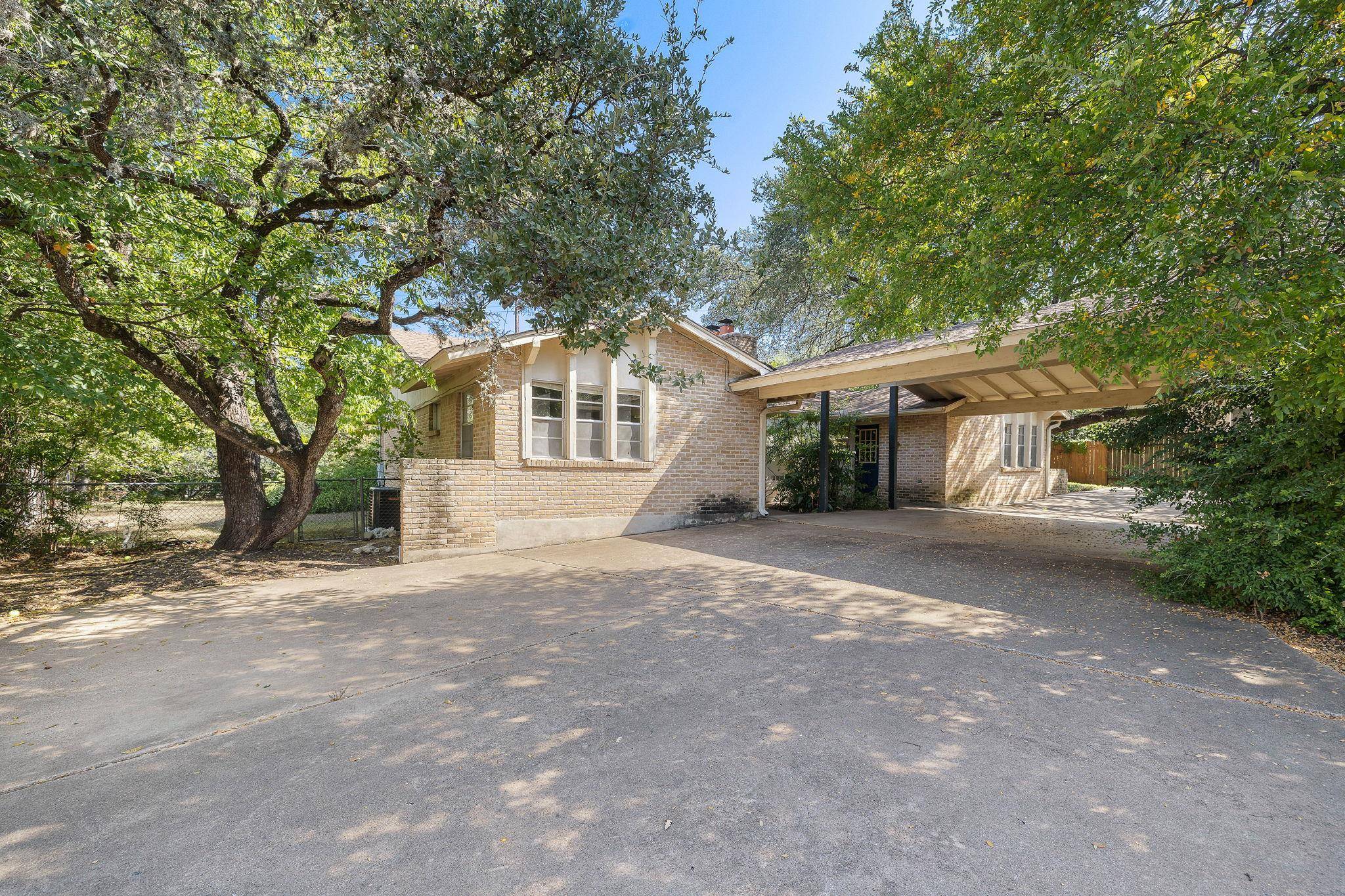 Austin, TX 78759,8802 Westover Club DR