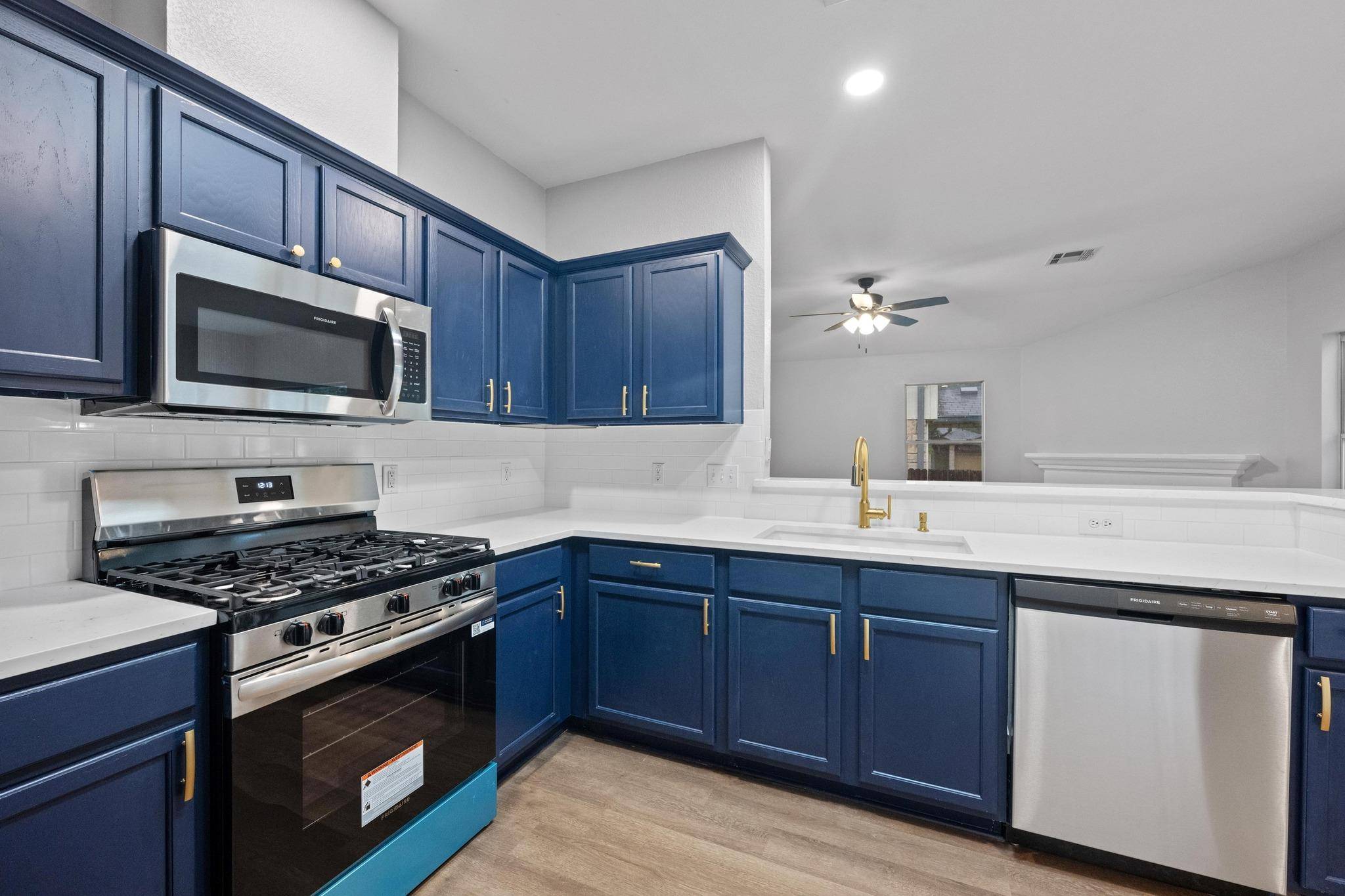 Austin, TX 78749,8943 W Hove LOOP