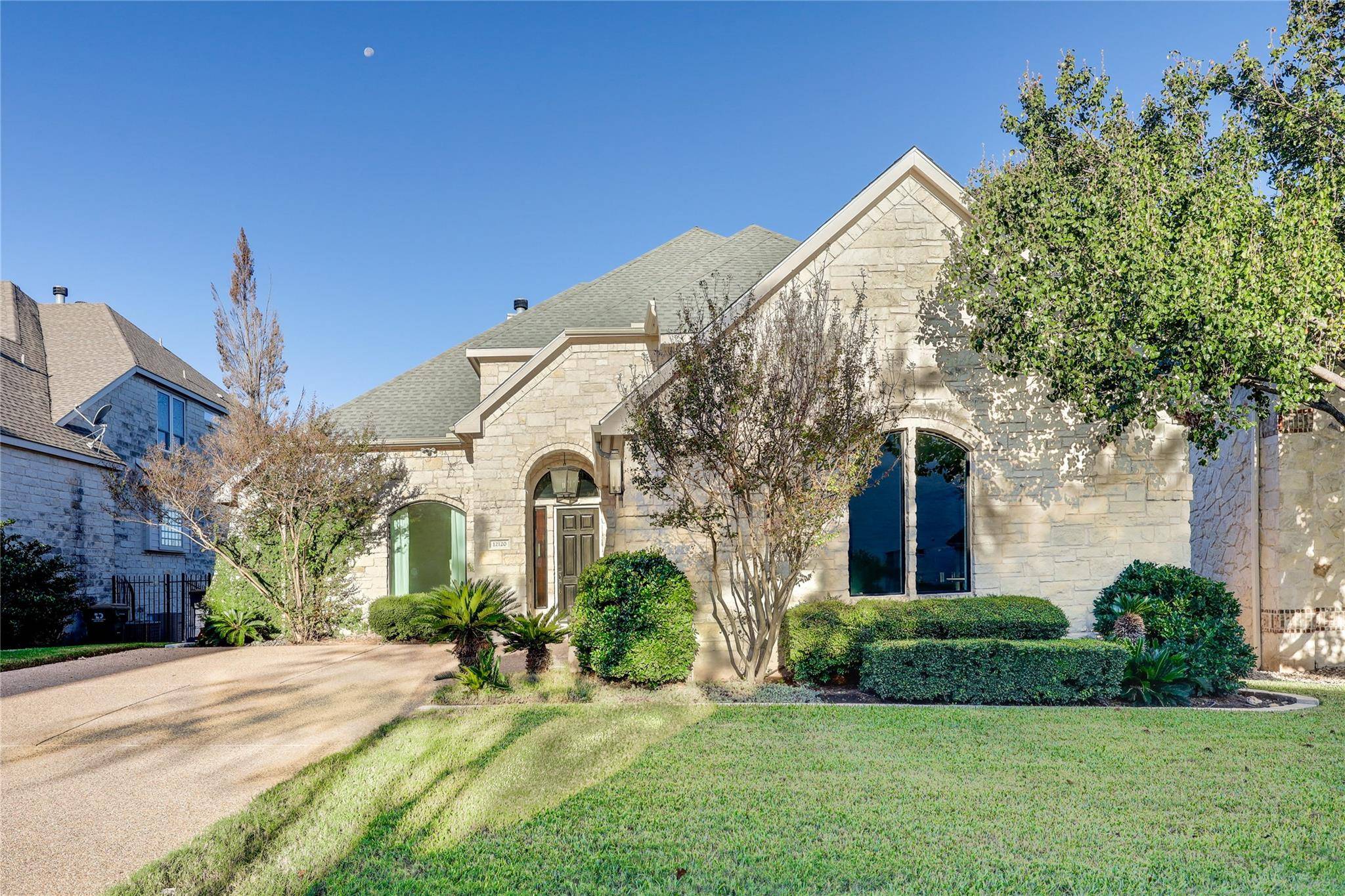 Austin, TX 78738,12120 Carlsbad DR