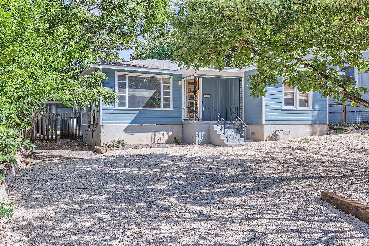 Austin, TX 78702,2102 E Martin Luther King Jr BLVD