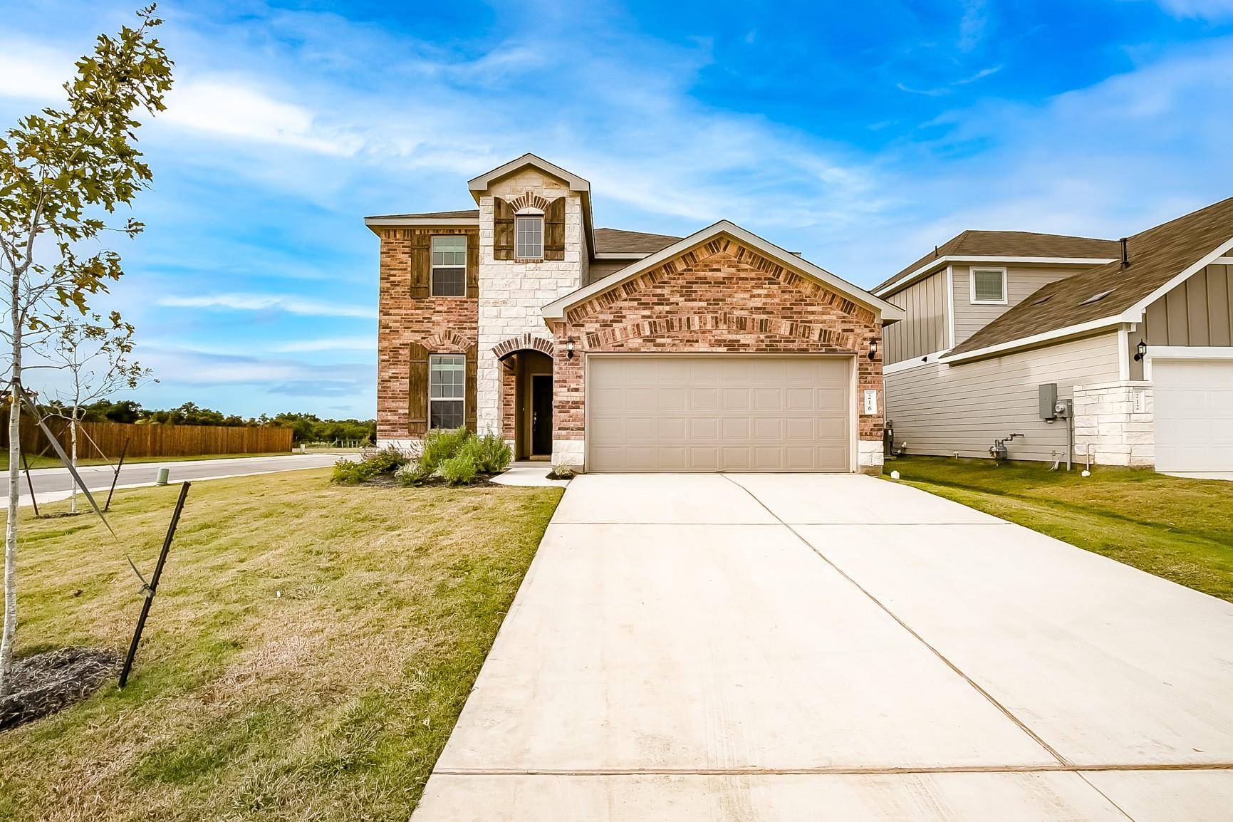 Georgetown, TX 78626,216 English Oak ST