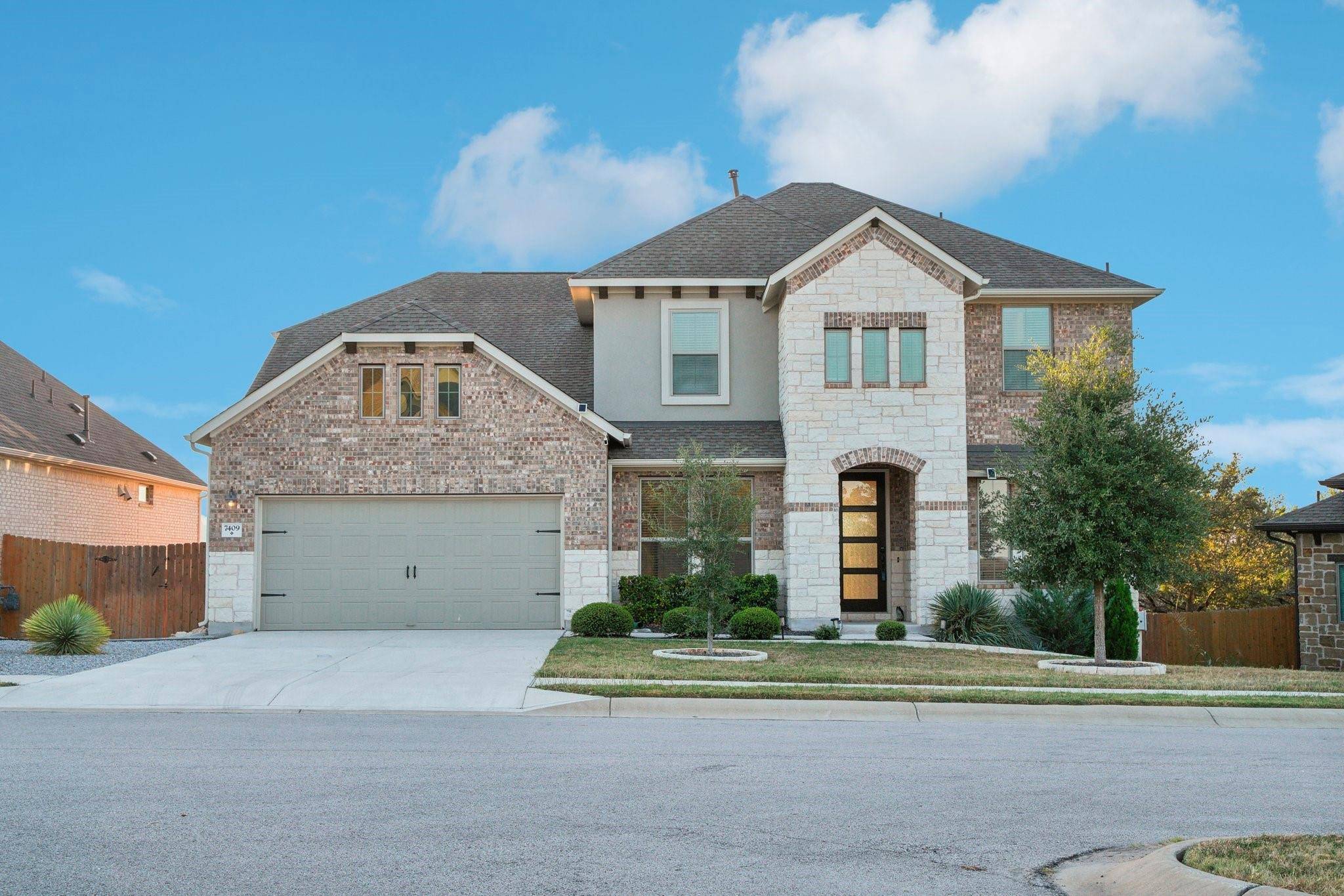 Lago Vista, TX 78645,7409 Turnback Ledge TRL