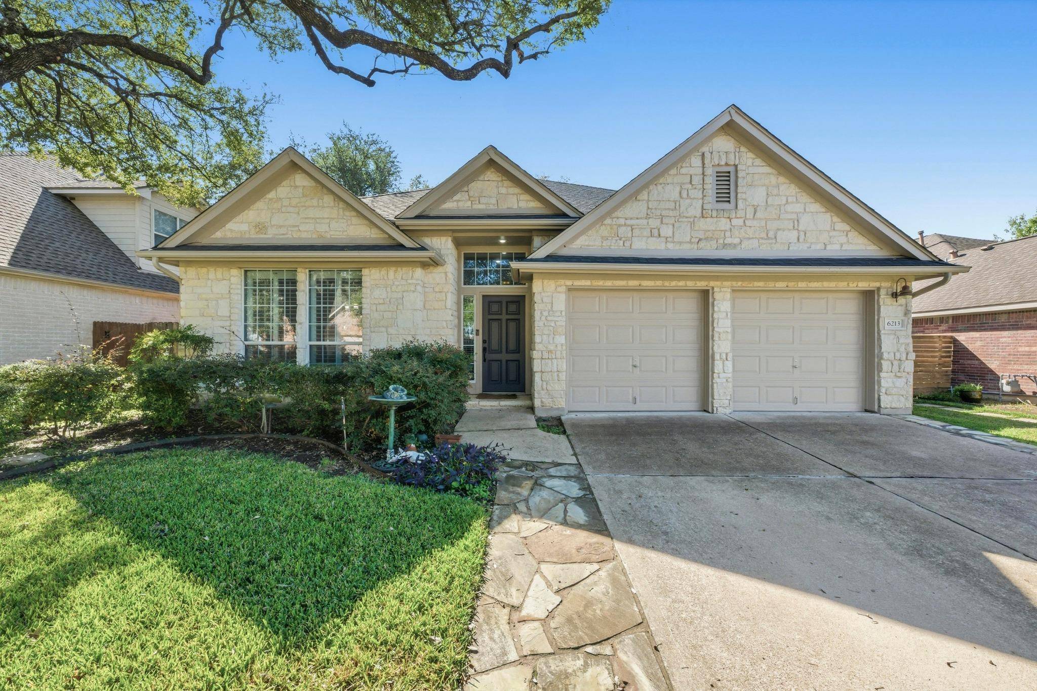 Austin, TX 78749,6213 Mesa Grande DR