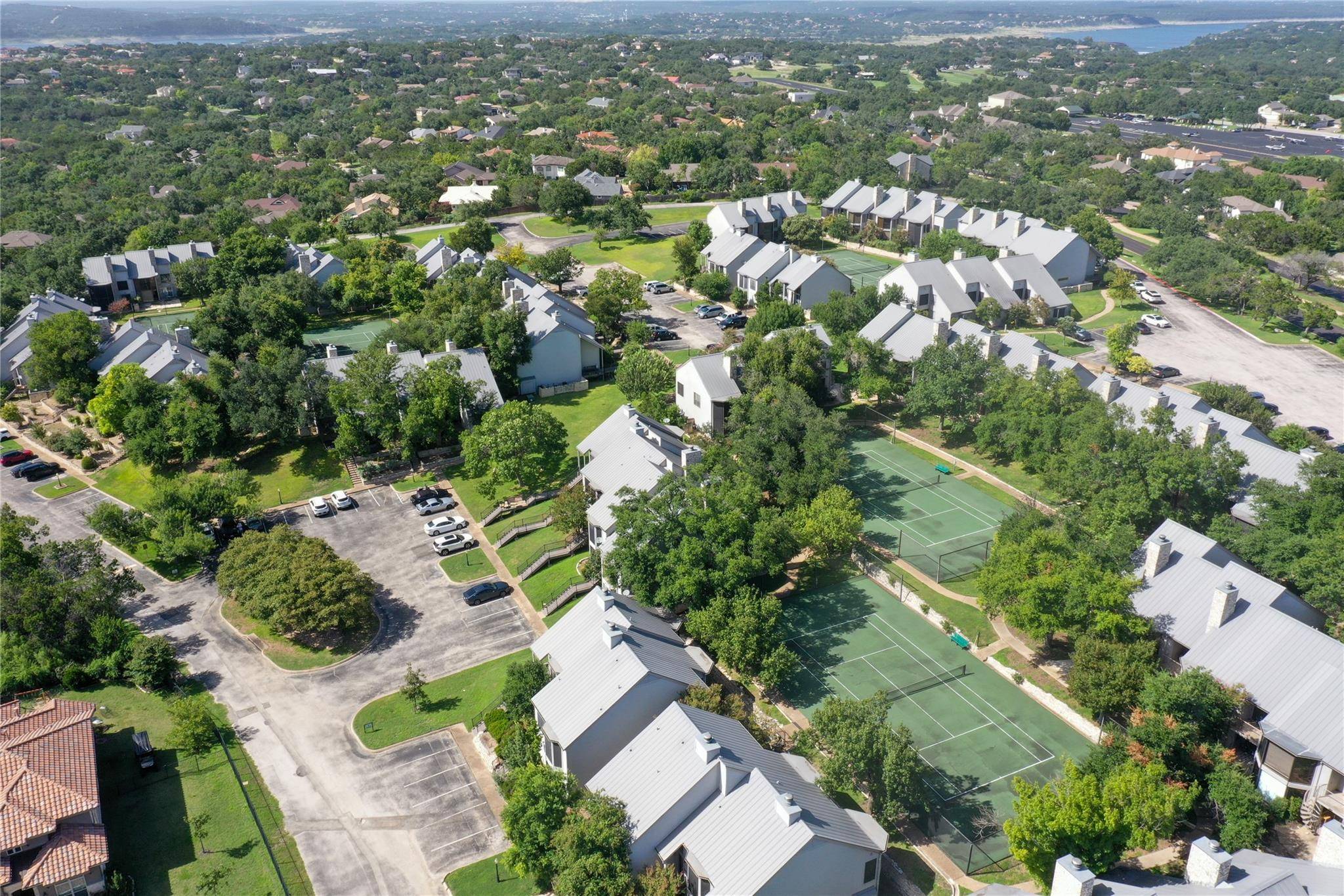 Lakeway, TX 78738,200 World Of Tennis SQ #200