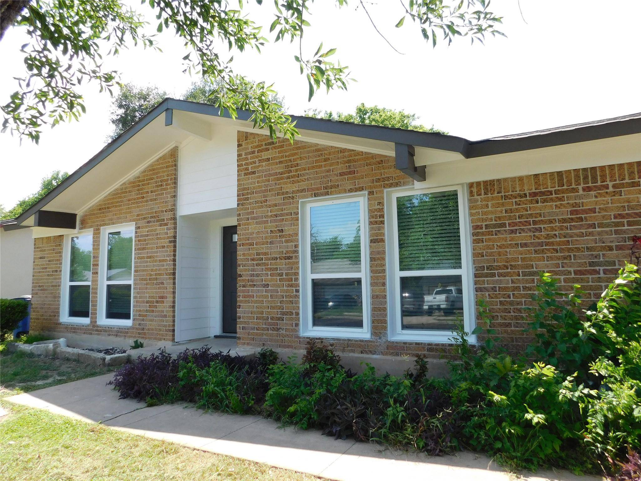 Austin, TX 78753,10100 Woodglen DR