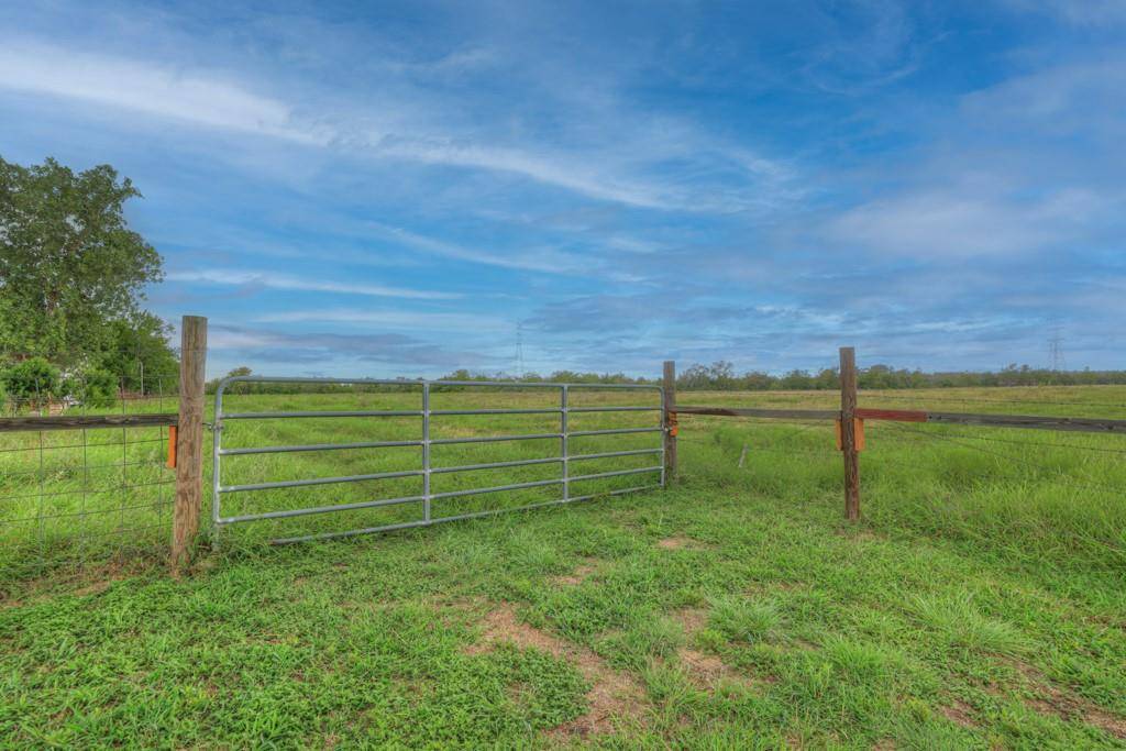 Niederwald, TX 78640,0000 Schubert LN