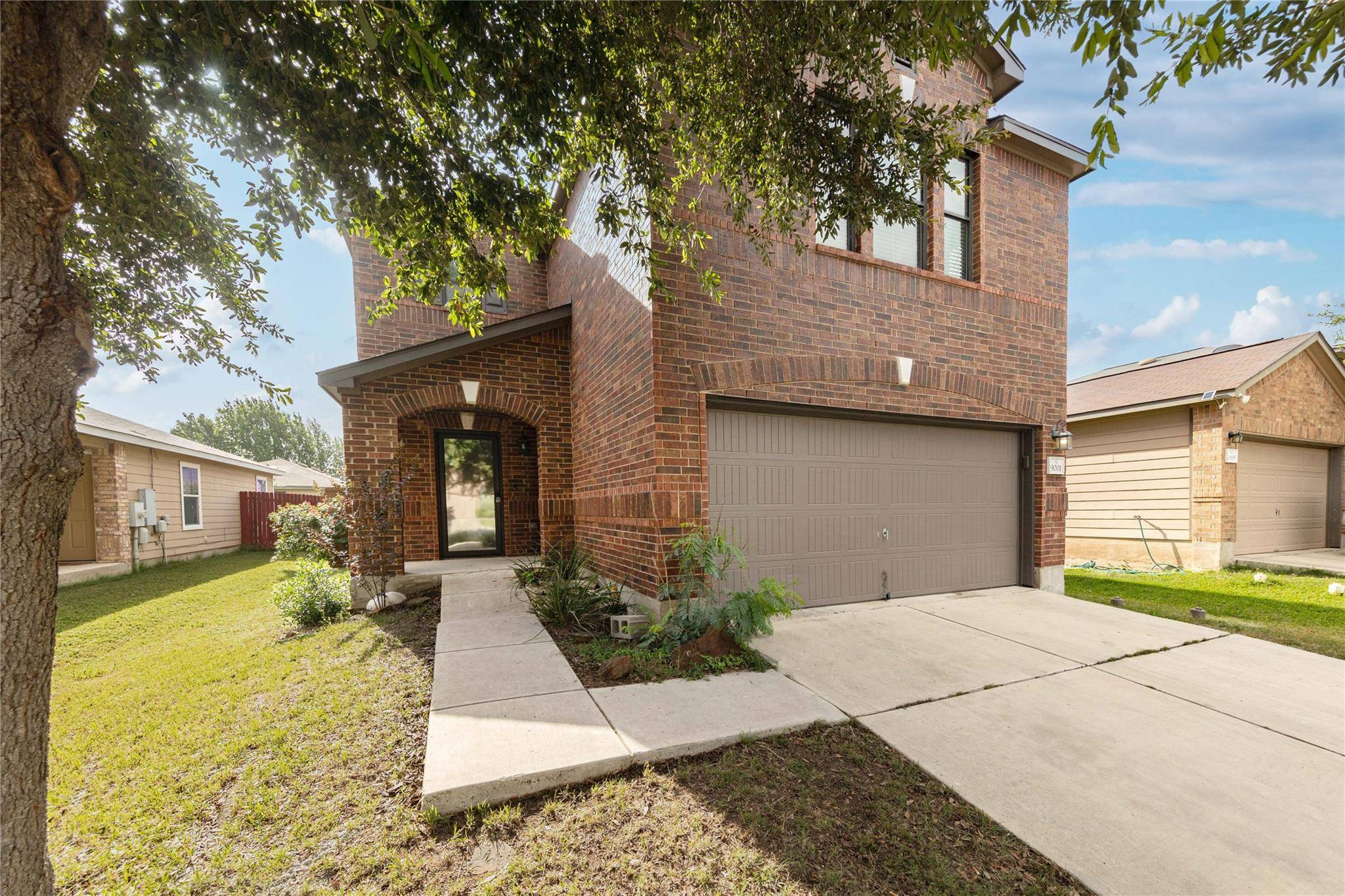 Austin, TX 78747,9001 Edmundsbury DR