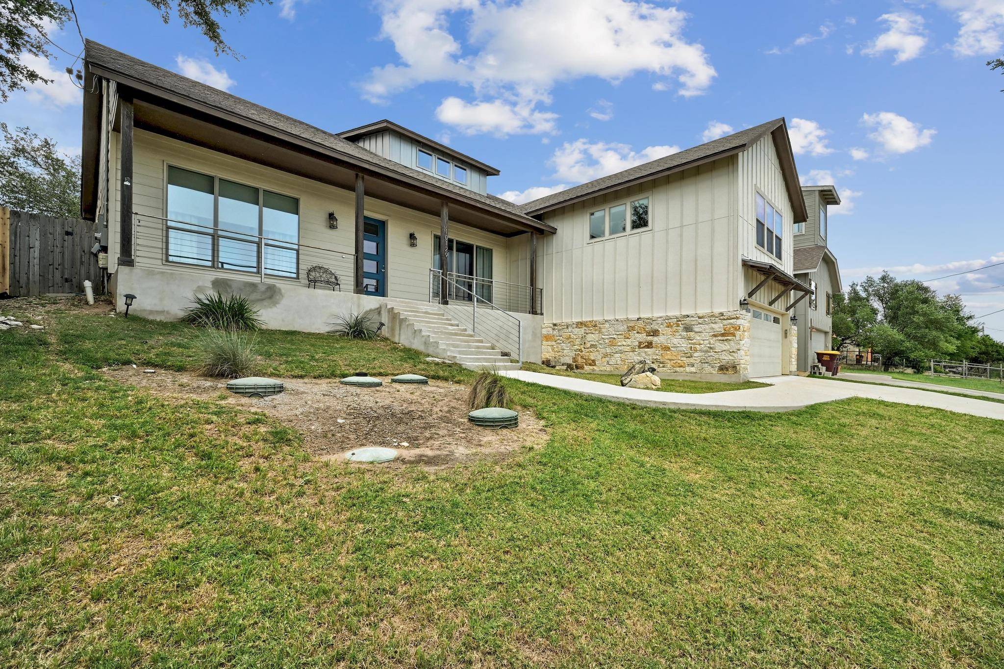 Dripping Springs, TX 78620,10129 Longhorn SKWY