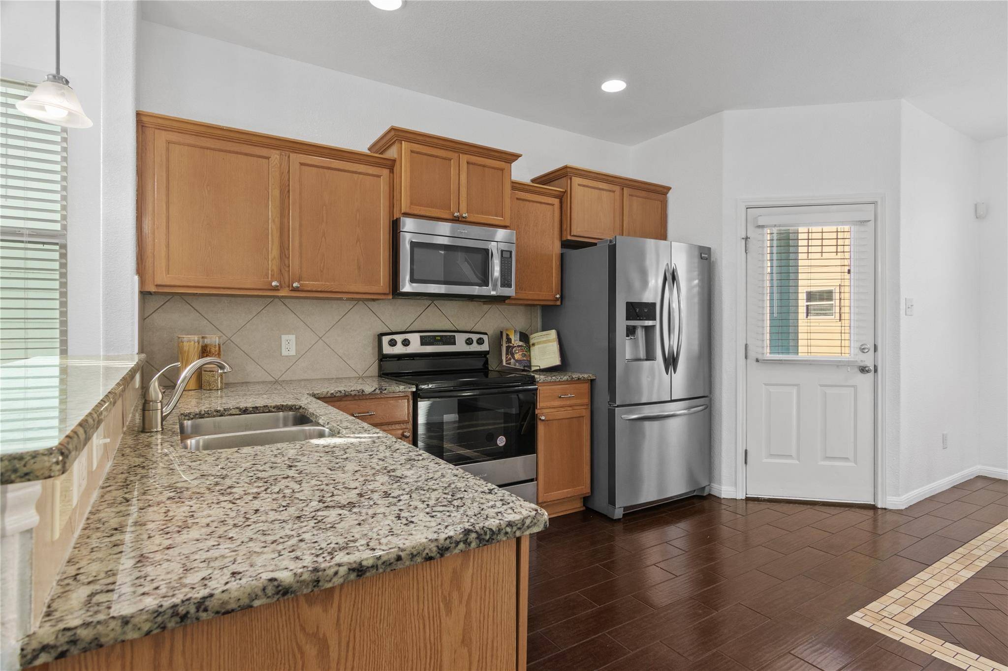Austin, TX 78744,5805 Needle Nook CT