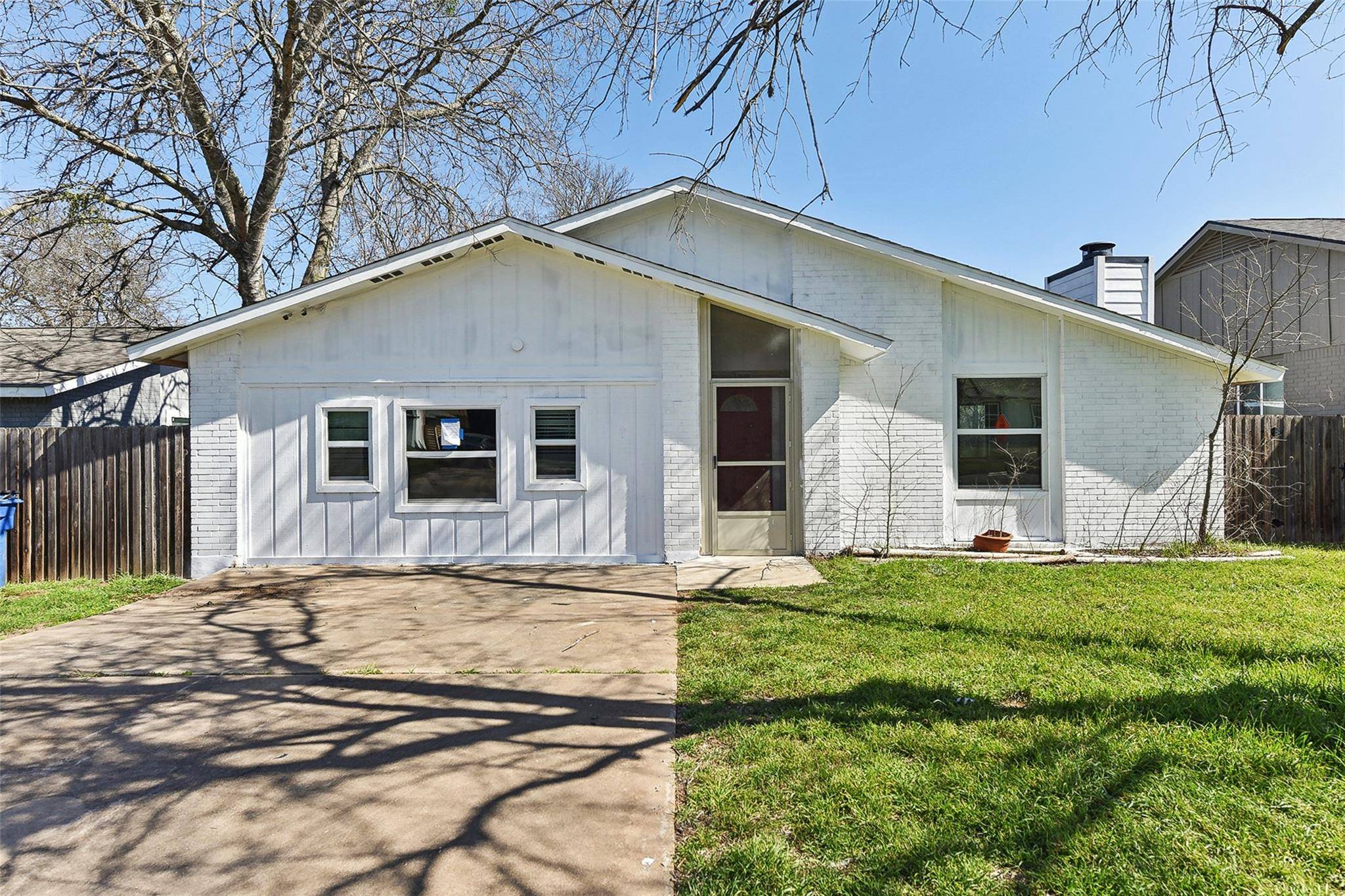 Austin, TX 78749,3810 Leafield DR