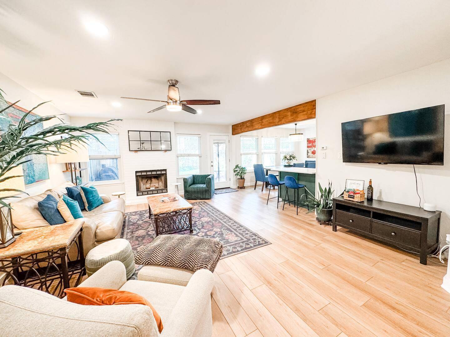 Austin, TX 78729,12904 Humphrey DR