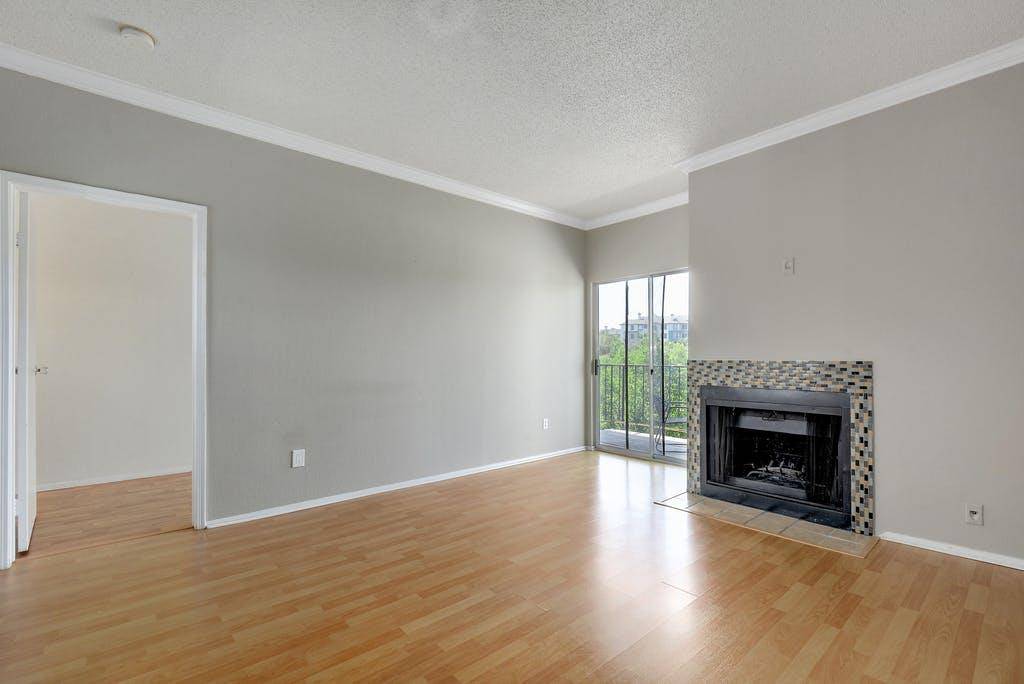 Austin, TX 78758,12166 Metric BLVD #384