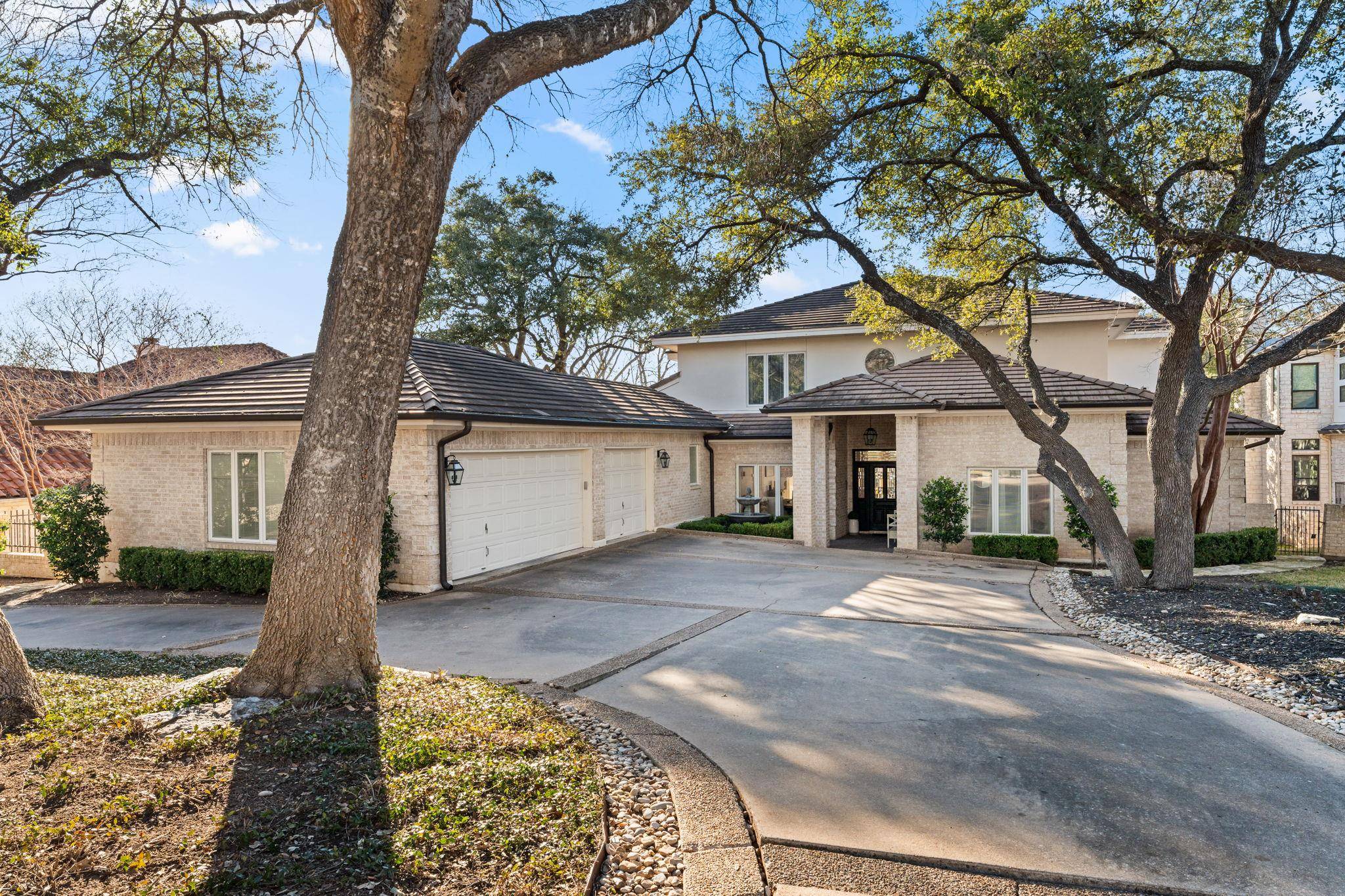 The Hills, TX 78738,37 Hedgebrook WAY