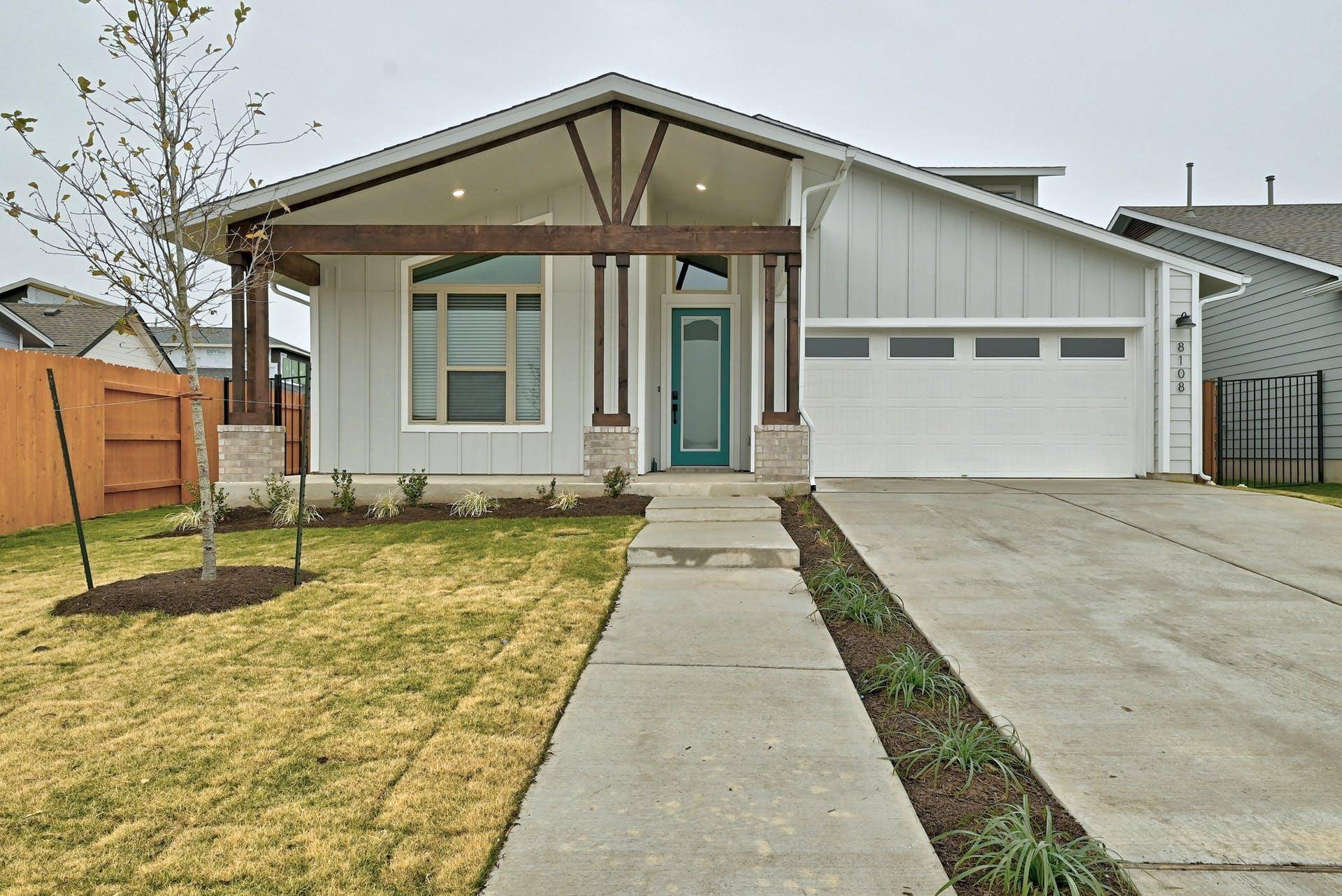 Austin, TX 78744,8108 Skytex ST
