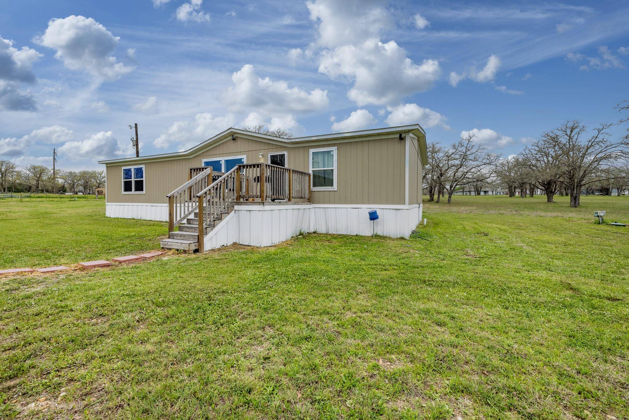 Gonzales, TX 78629,158 County Rd 228