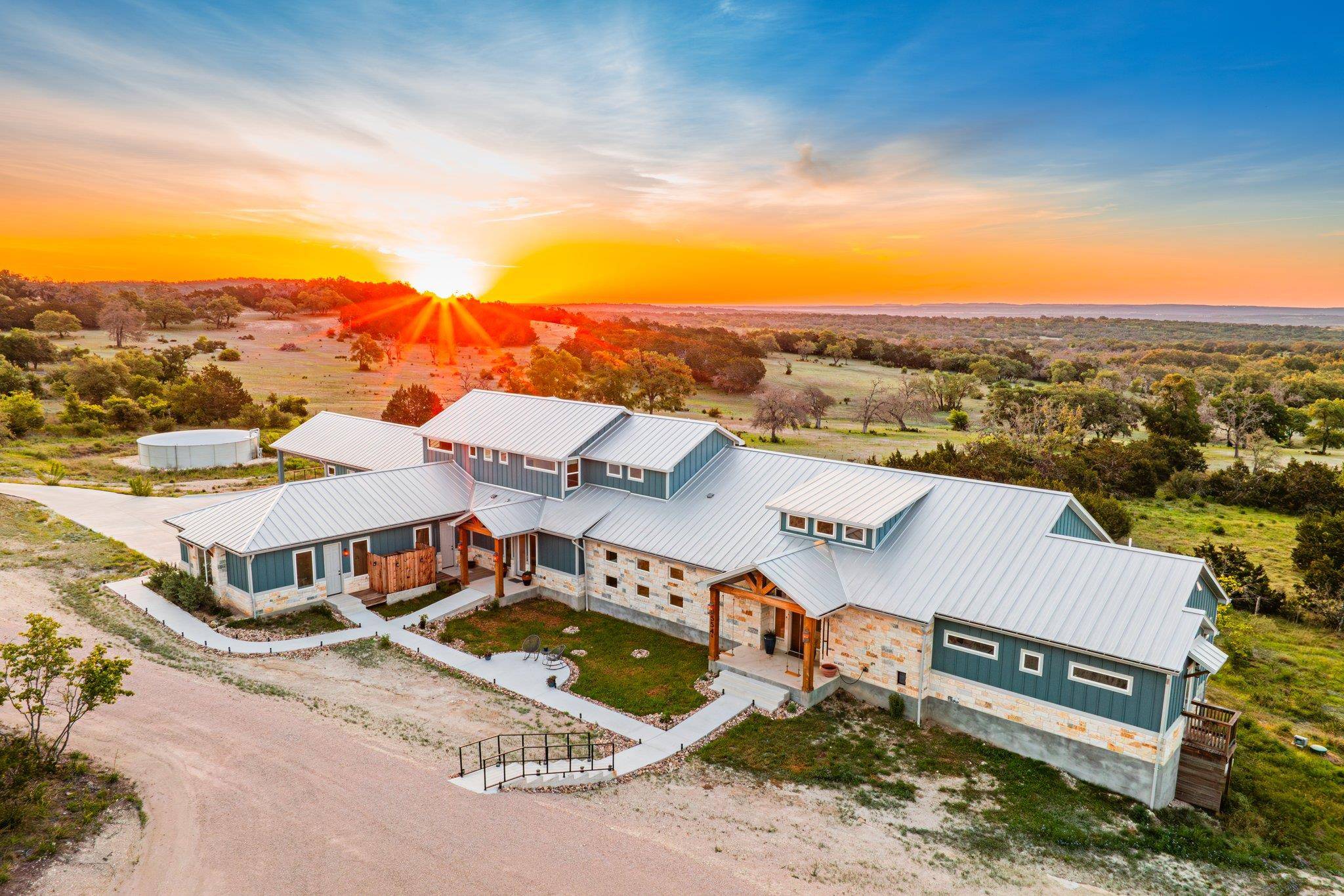 Fredericksburg, TX 78624,554 Seven Falls DR