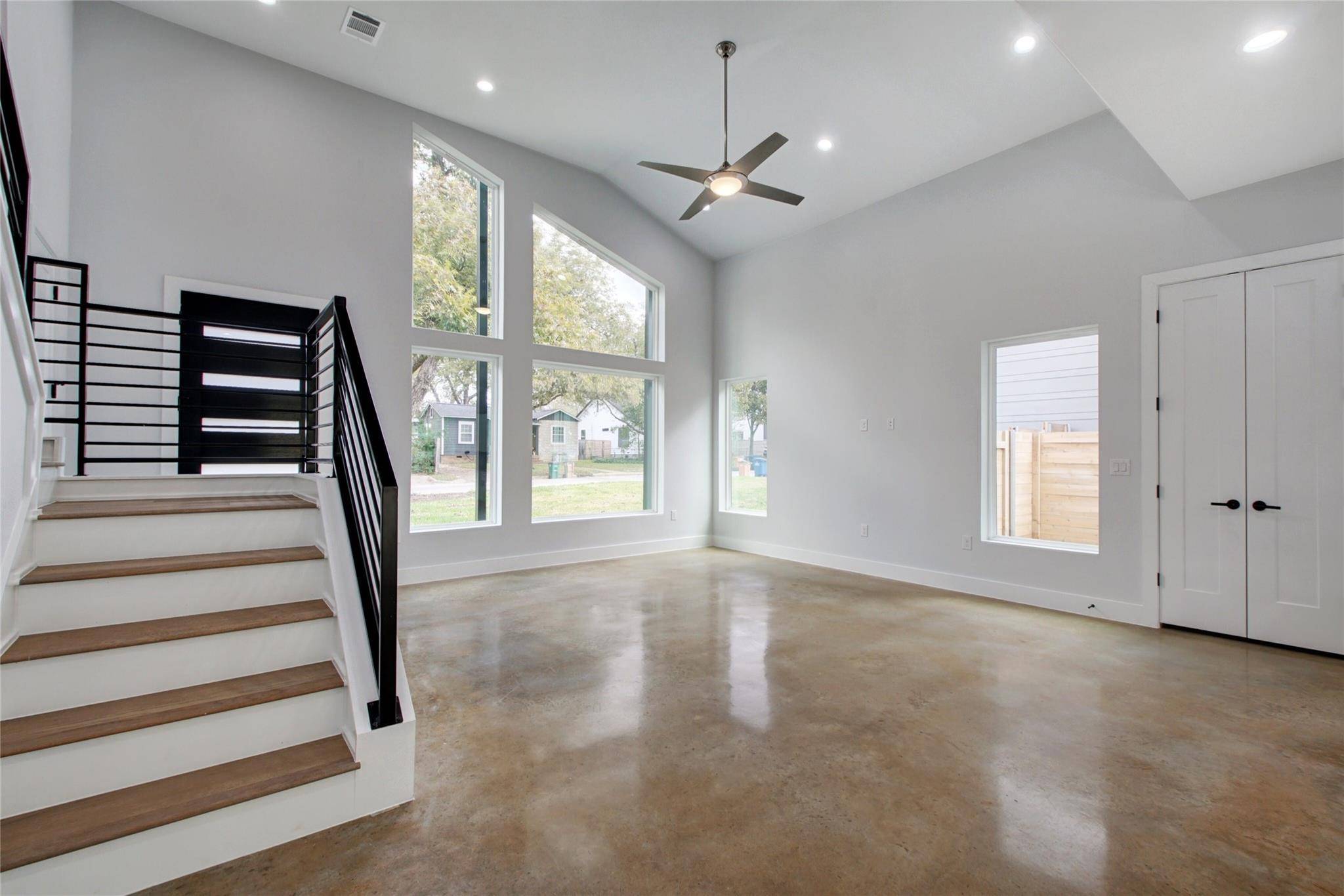 Austin, TX 78751,915 Gene Johnson Ave