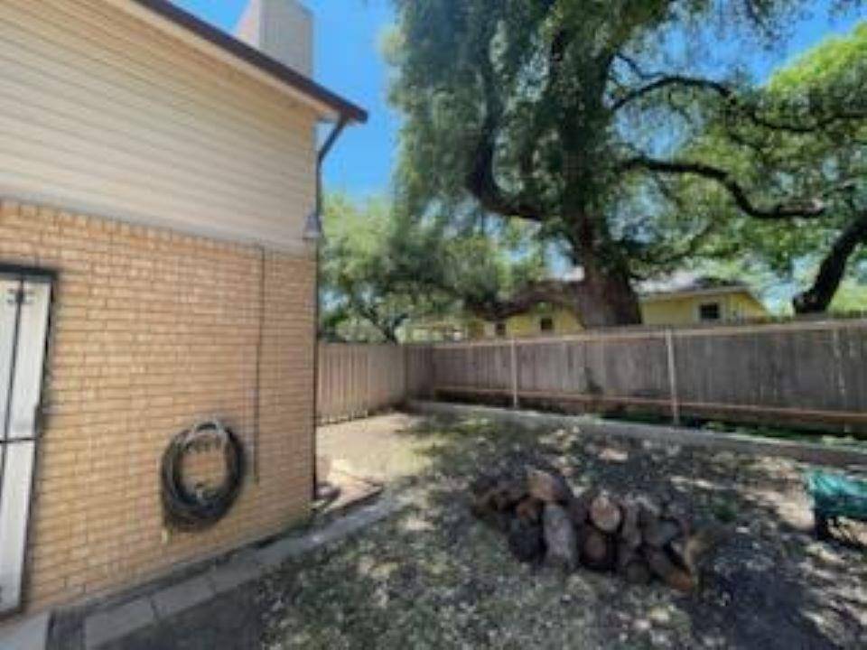 Lampasas, TX 76550,306 S Arnold ST