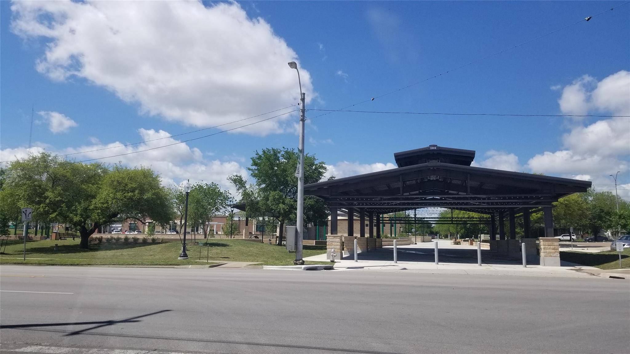 Taylor, TX 76574,407 S Main ST