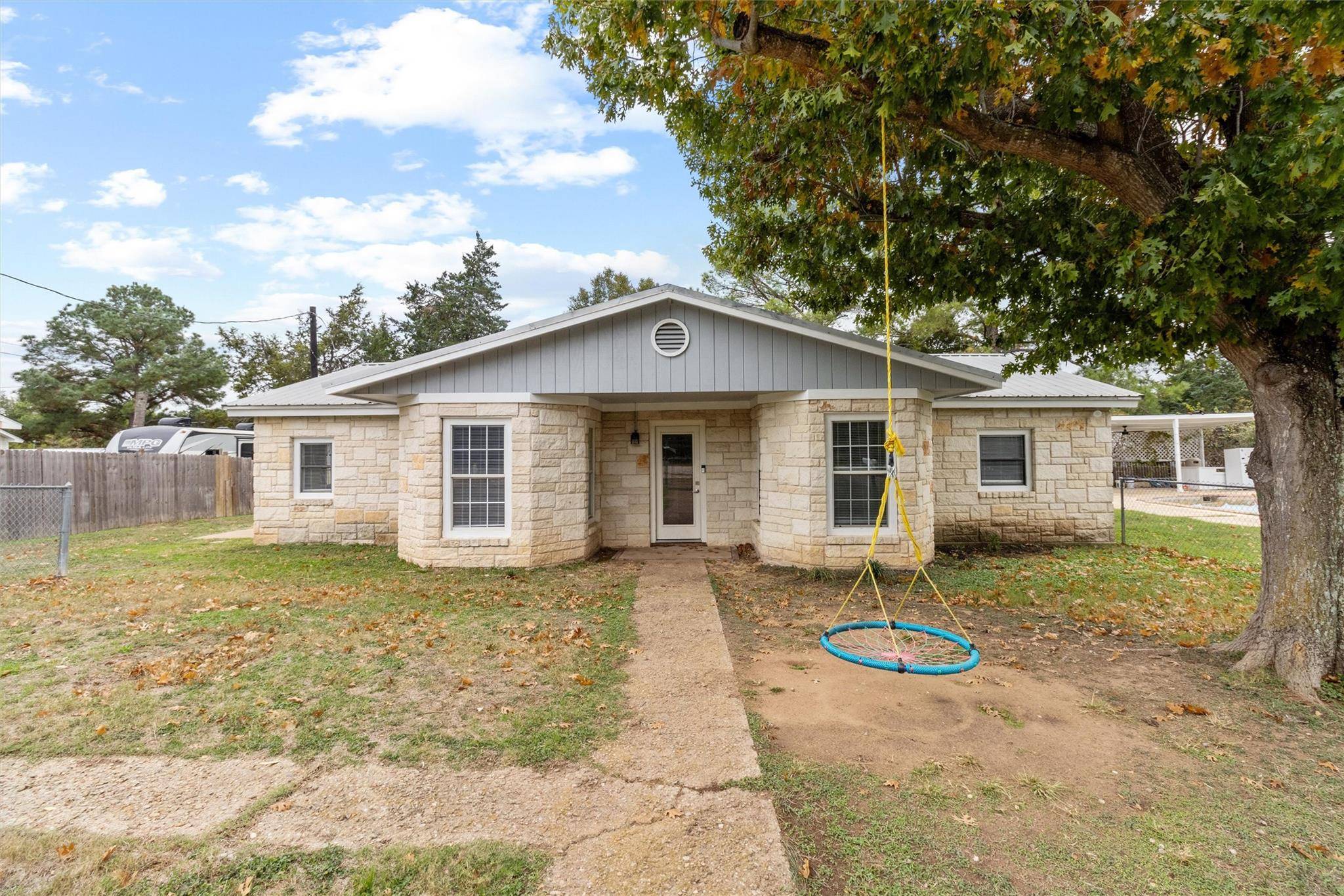 Bastrop, TX 78602,127 Sunset RDG