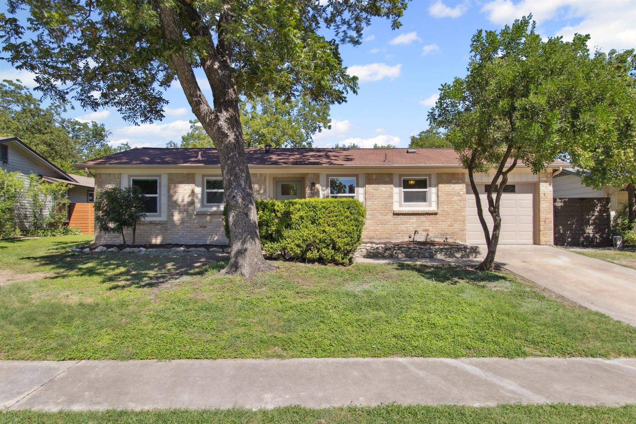 Austin, TX 78758,8512 New Hampshire DR