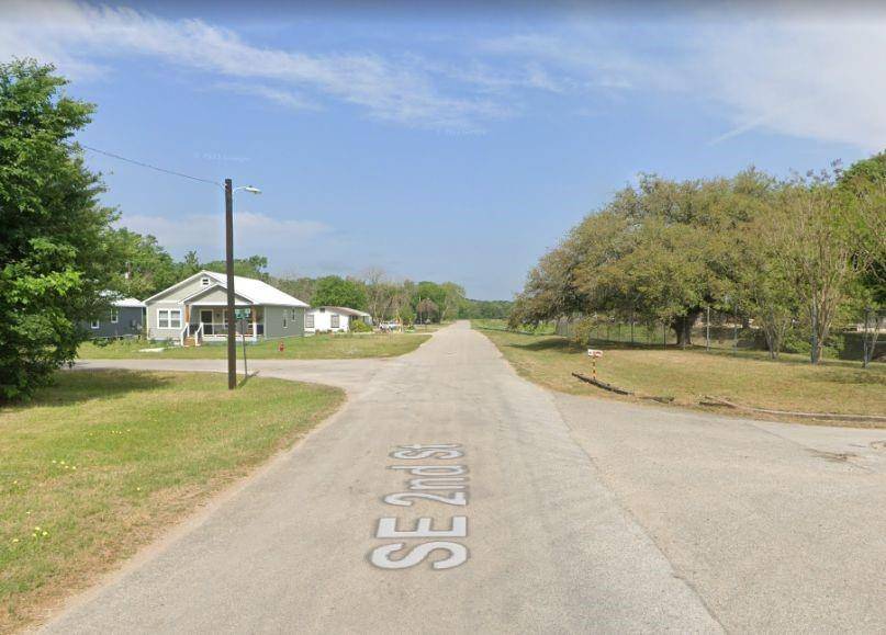 Smithville, TX 78957,201 Washington ST