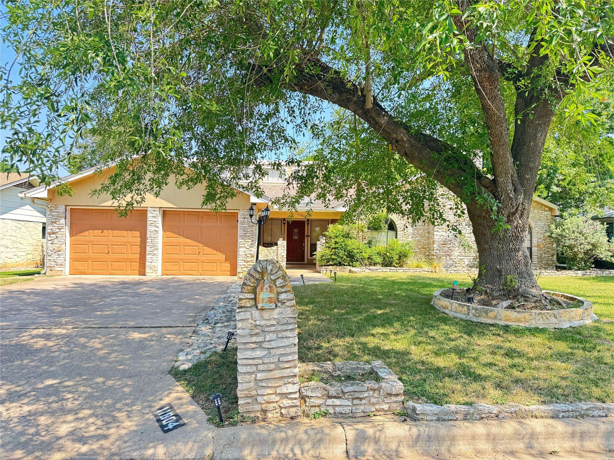 Austin, TX 78759,11804 Buckingham RD