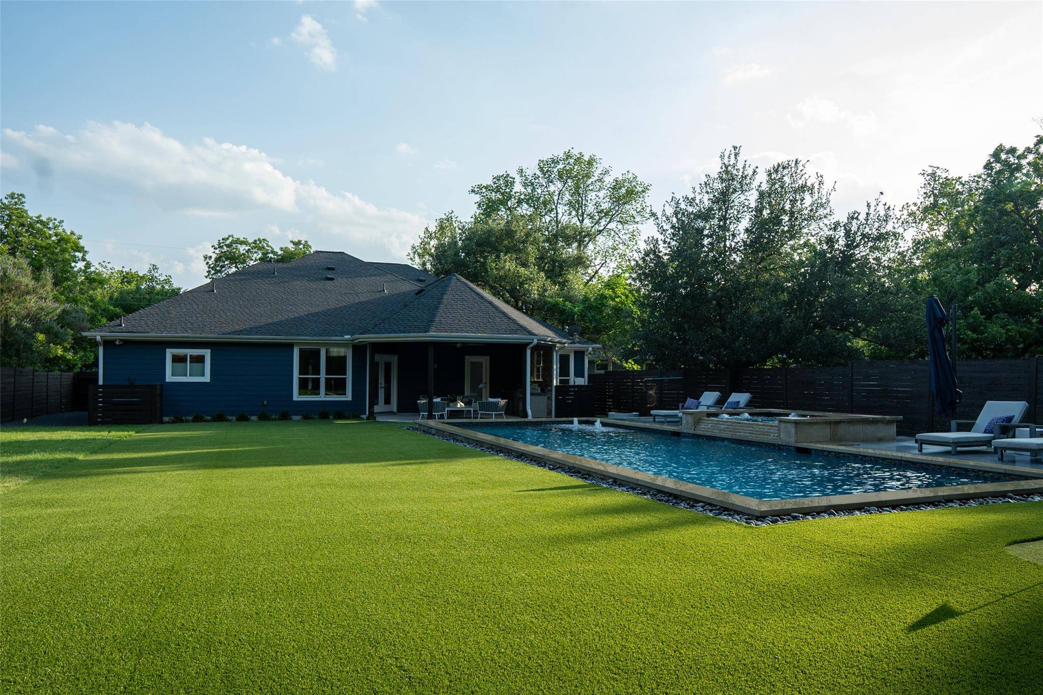 Austin, TX 78757,1004 Ruth Ave