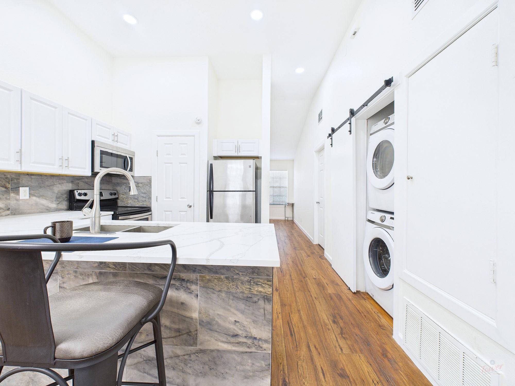 Austin, TX 78705,2216 San Gabriel ST #305